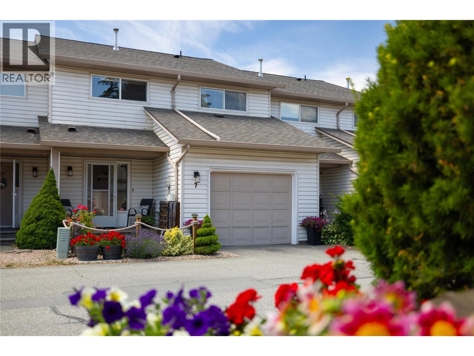 4404 20 Street Unit# 7
