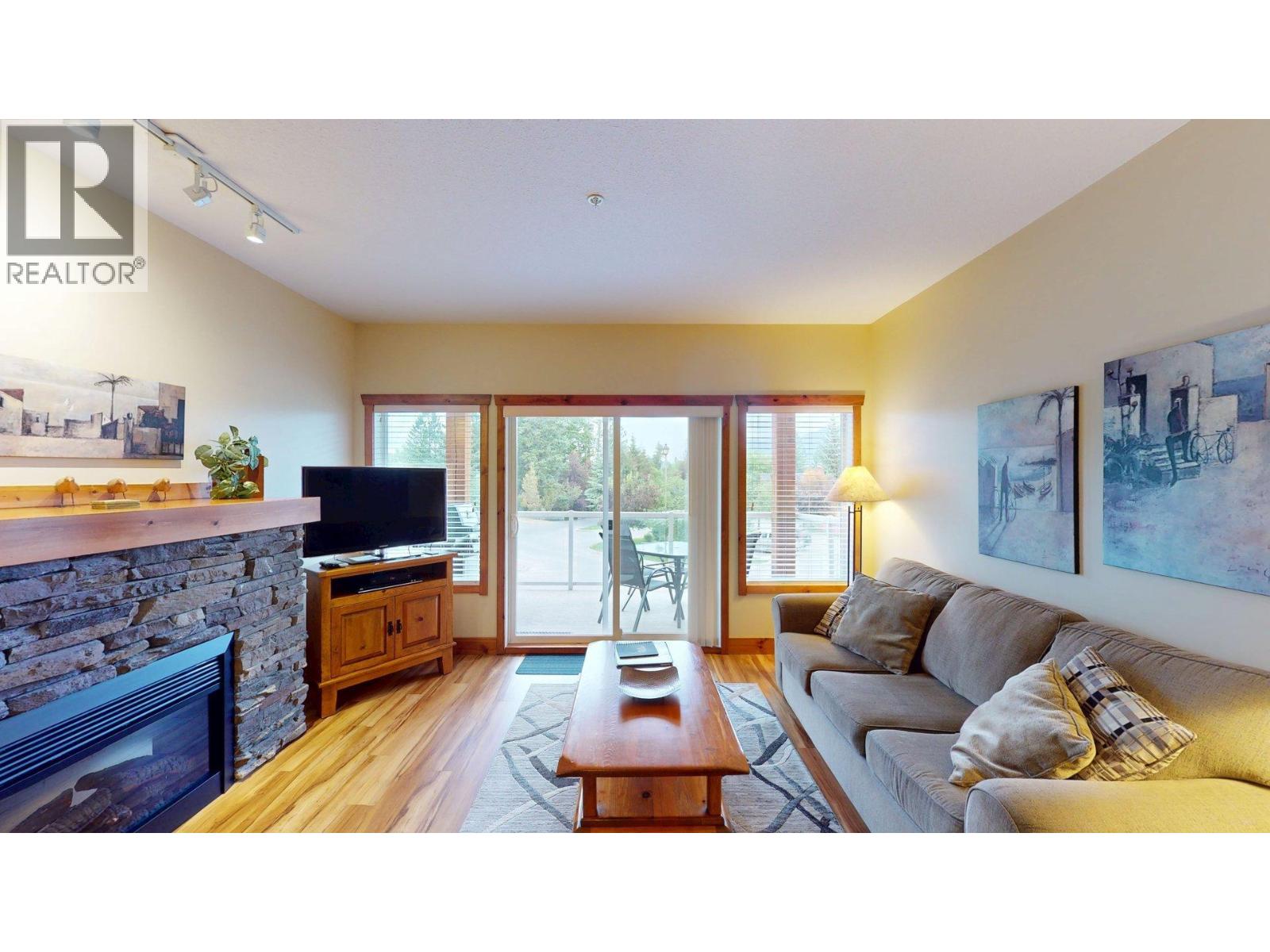 701 14a Crescent Unit# 213 I Property Photo 4