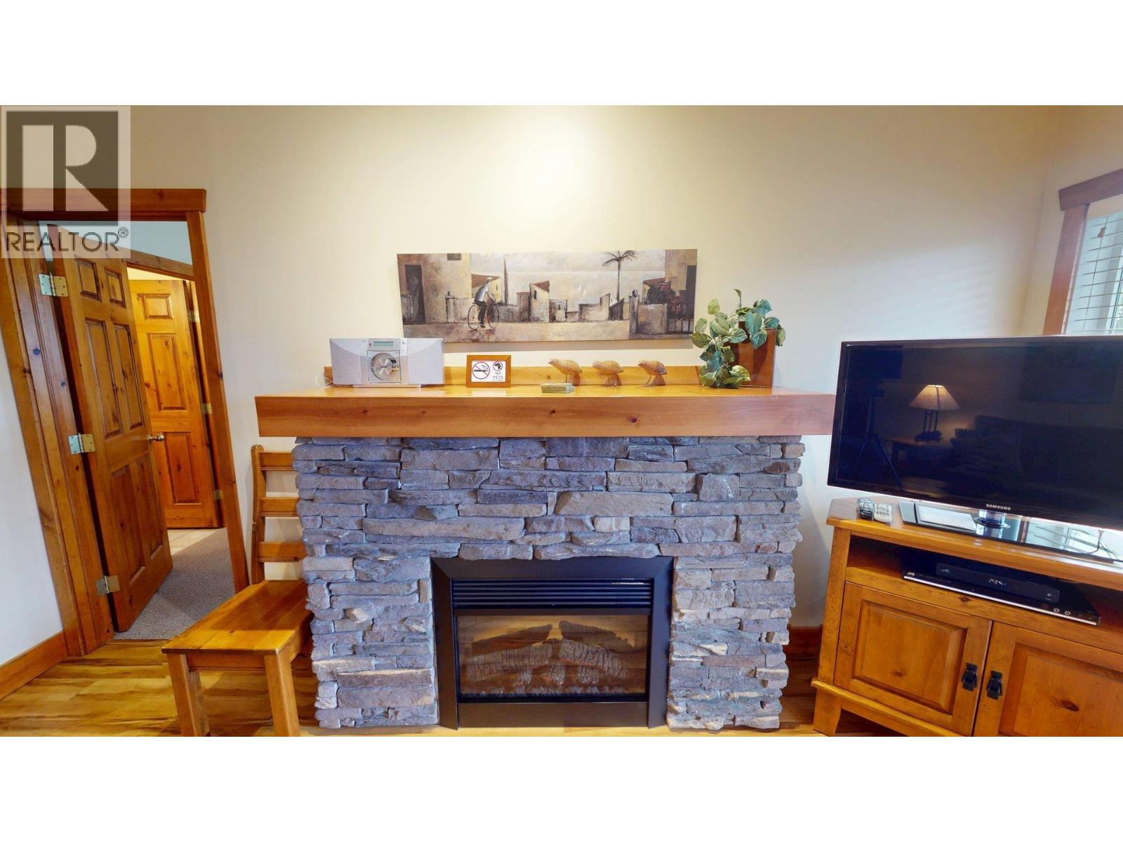 701 14a Crescent Unit# 213 I Property Photo 6