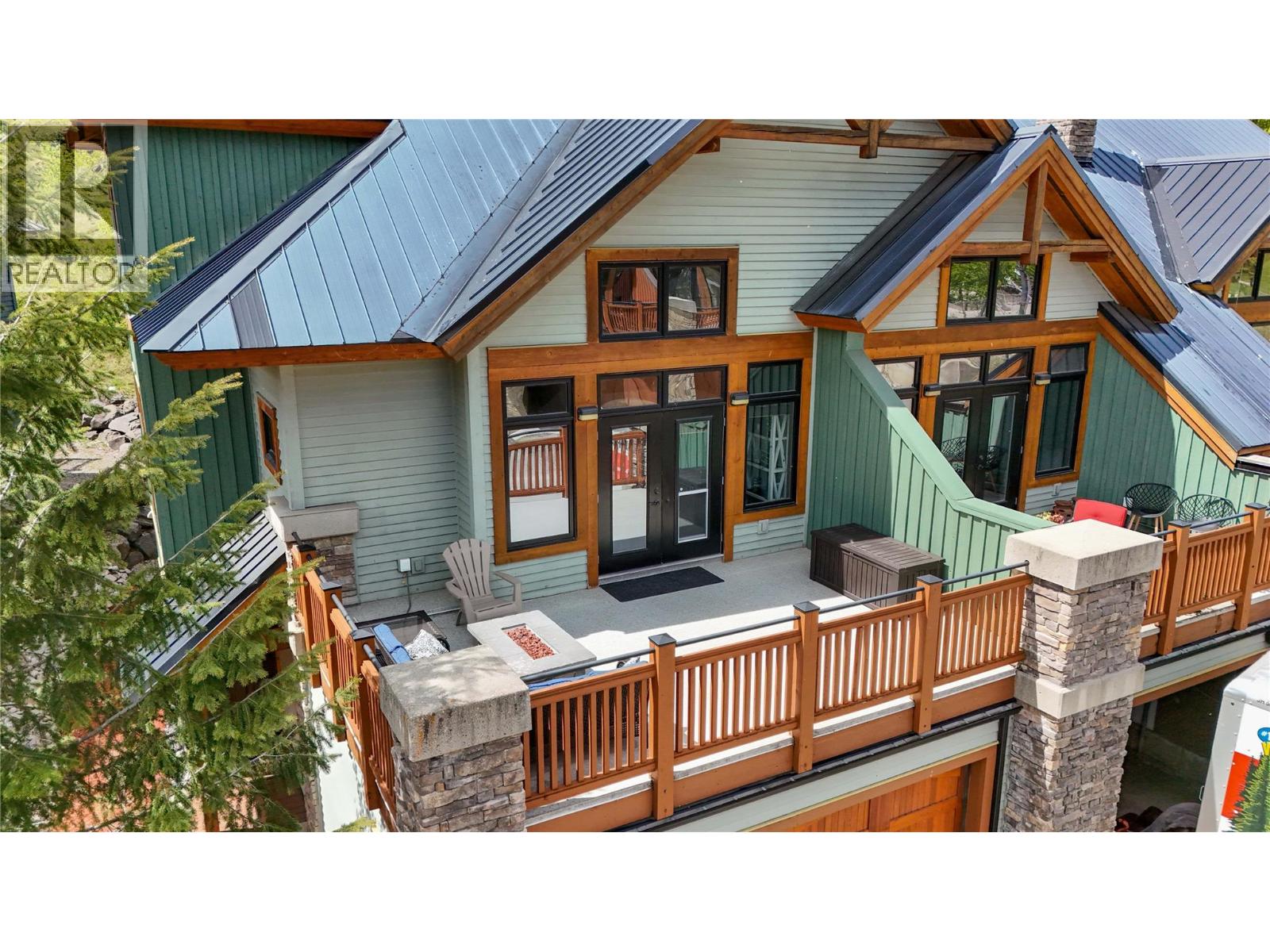 437 Canyon Trails Road Unit# A Property Photo 2