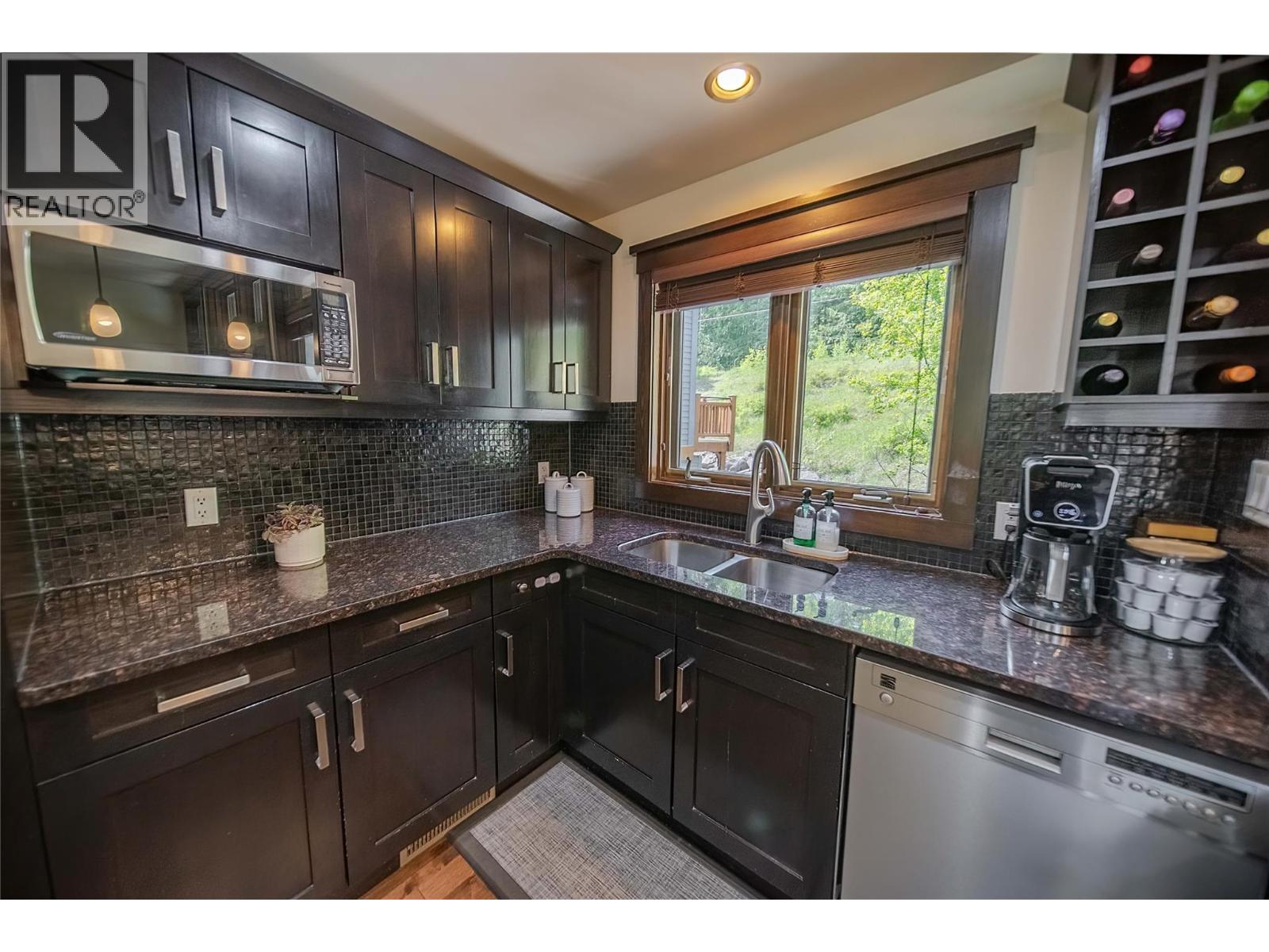 437 Canyon Trails Road Unit# A Property Photo 7