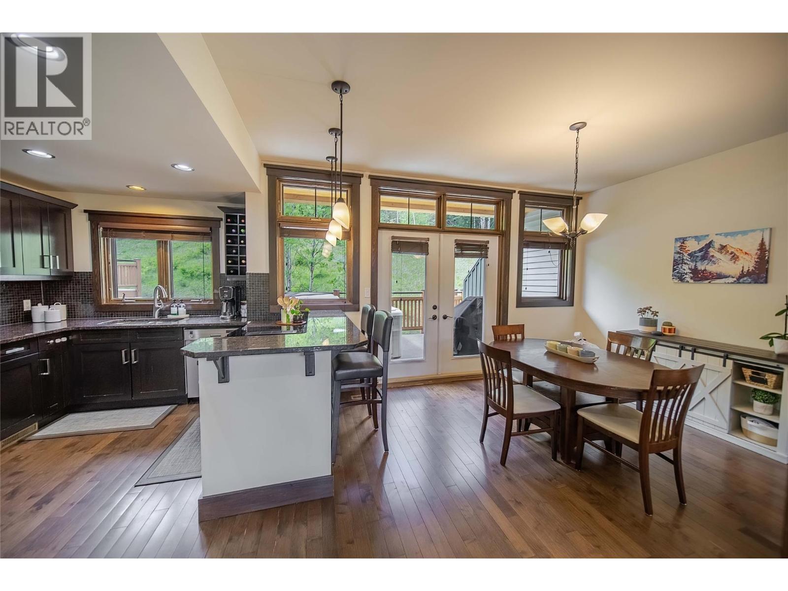 437 Canyon Trails Road Unit# A Property Photo 9