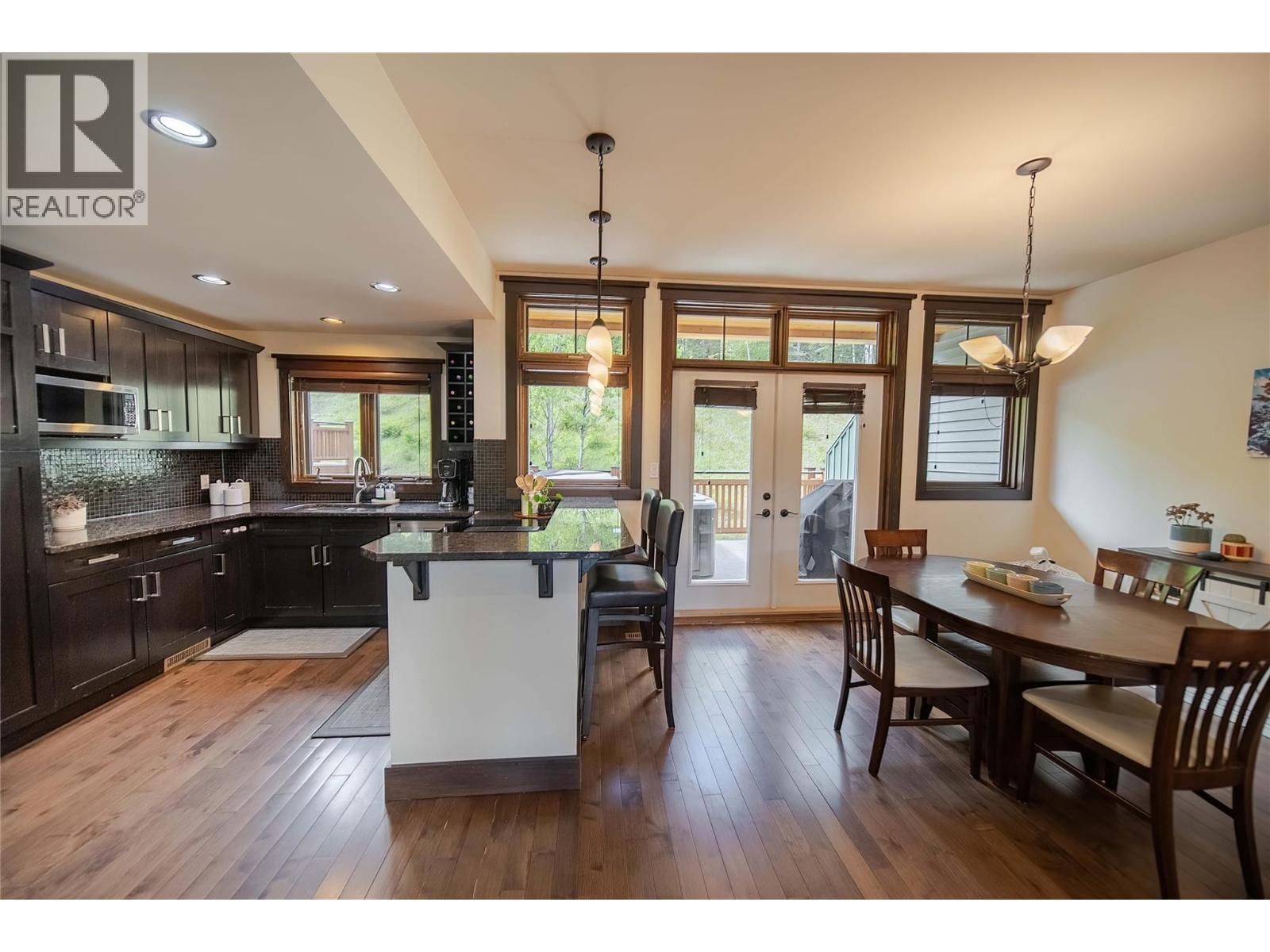 437 Canyon Trails Road Unit# A Property Photo 10