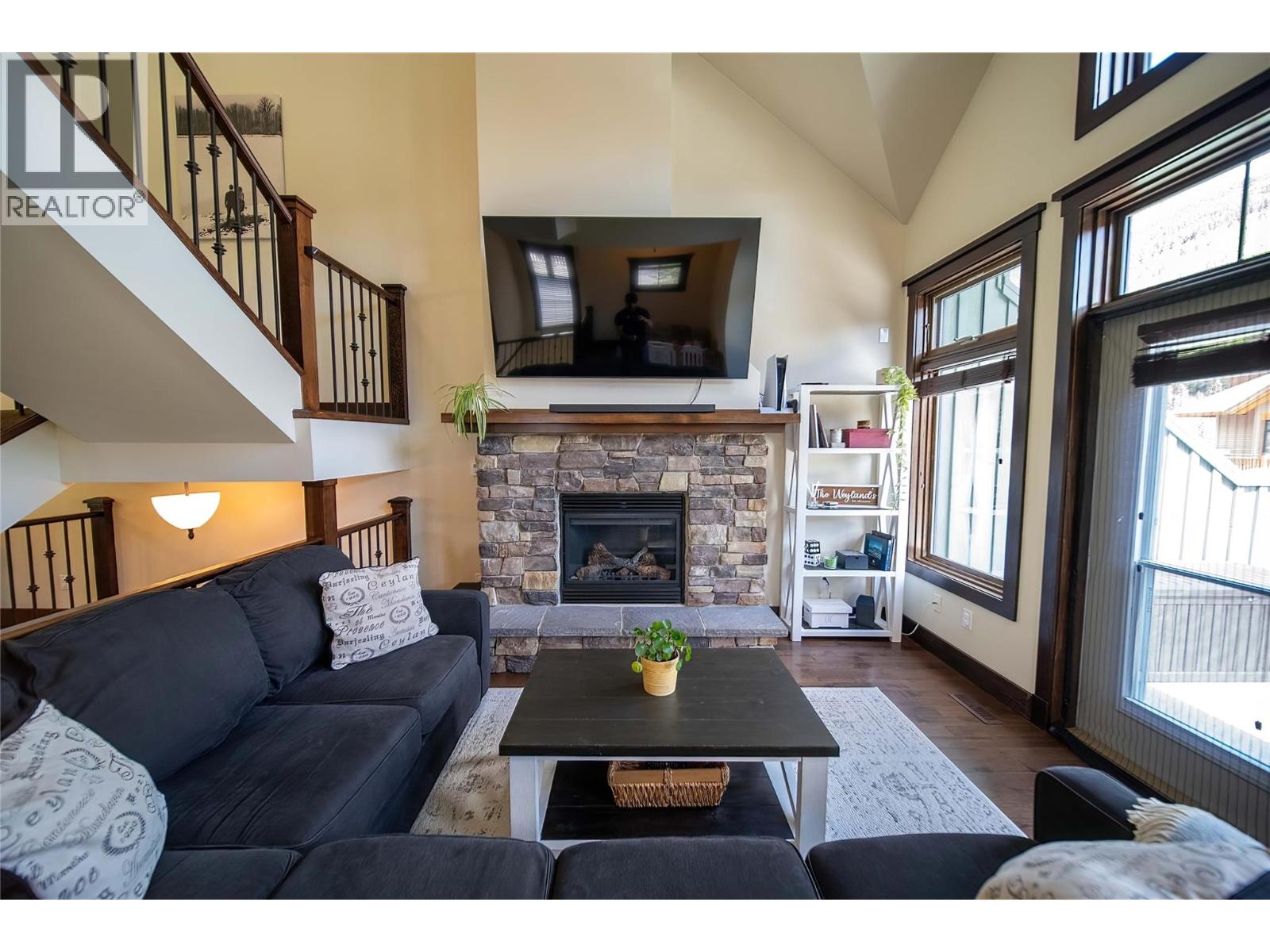 437 Canyon Trails Road Unit# A Property Photo 14