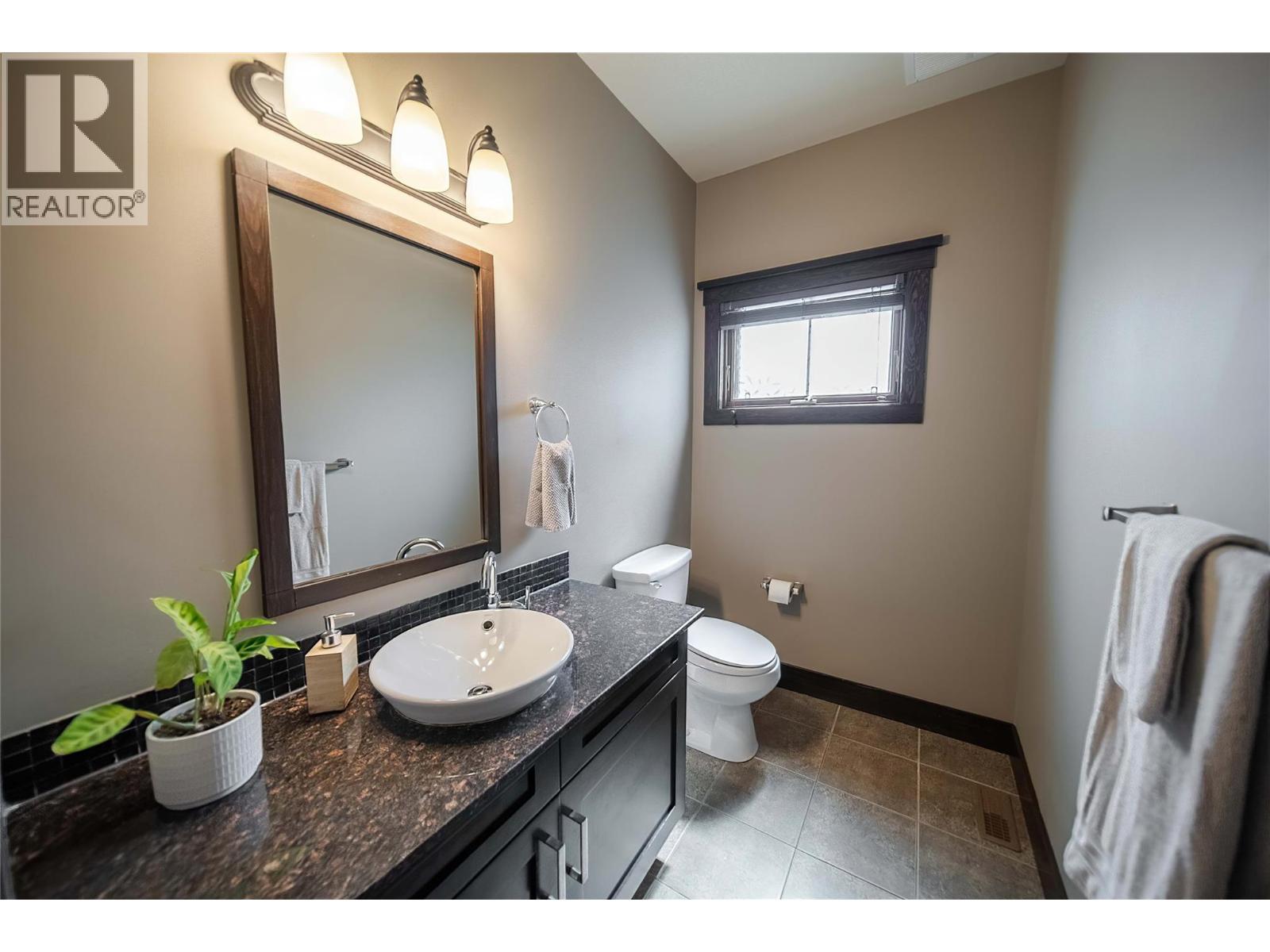 437 Canyon Trails Road Unit# A Property Photo 18