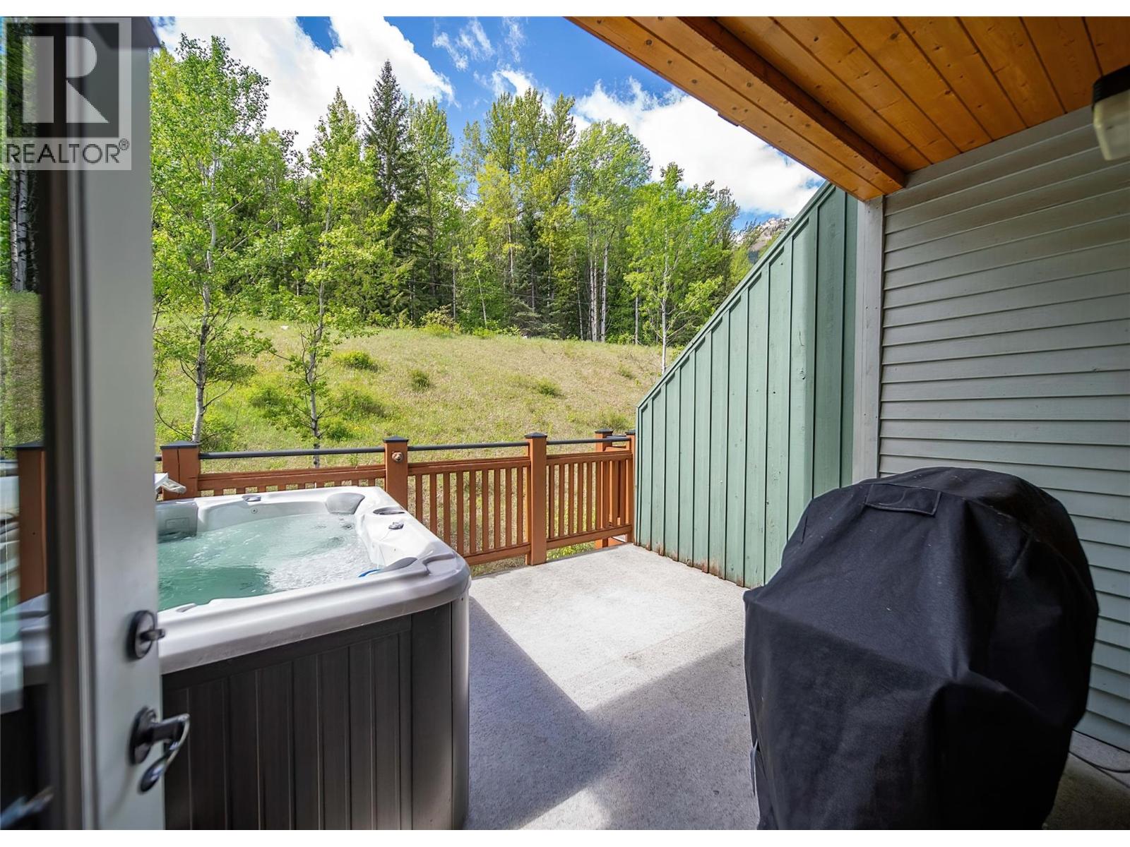 437 Canyon Trails Road Unit# A Property Photo 25