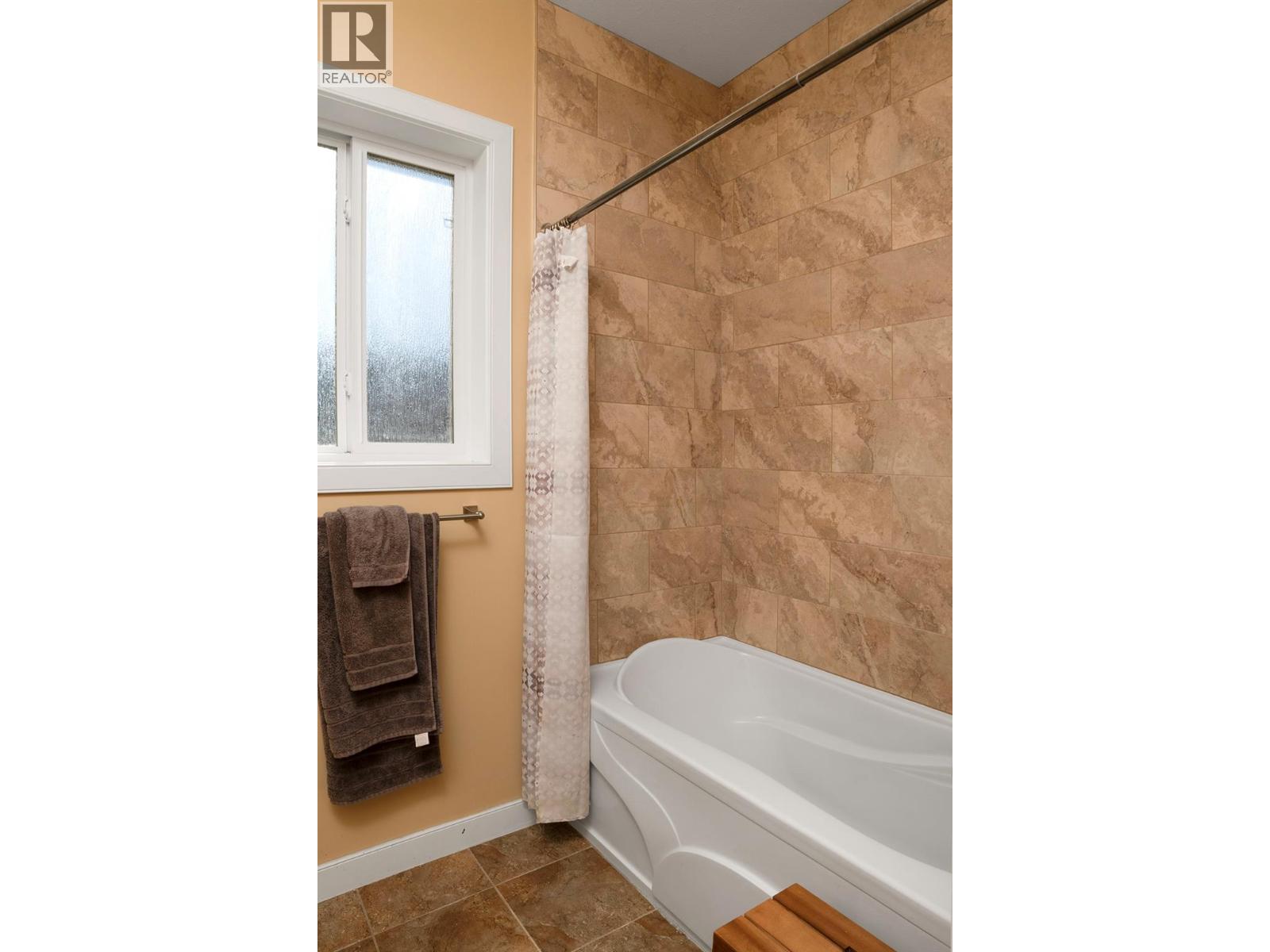 608 16th N Avenue Property Photo 14