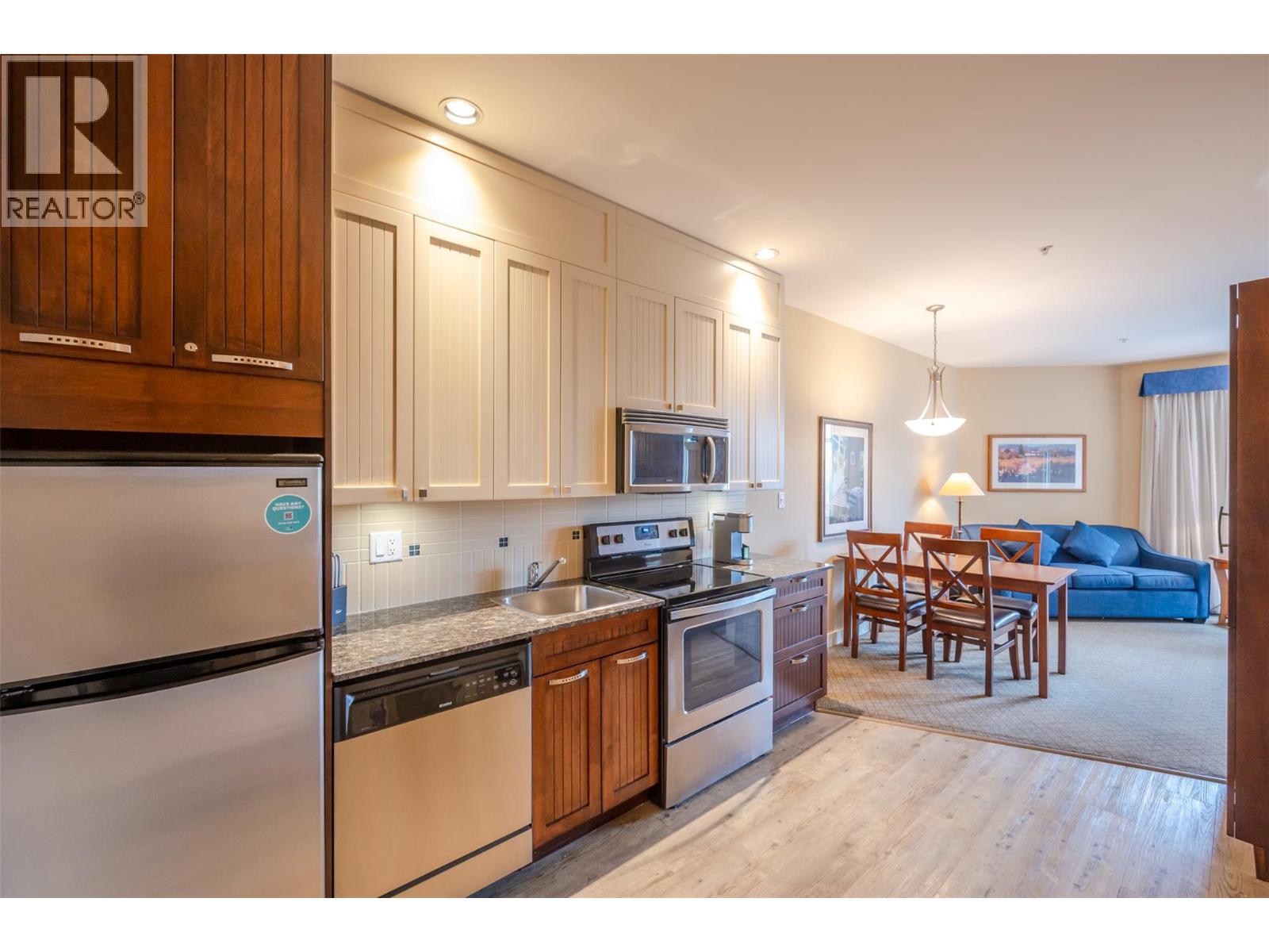 13011 Lakeshore Drive Unit# 105 Property Photo 15