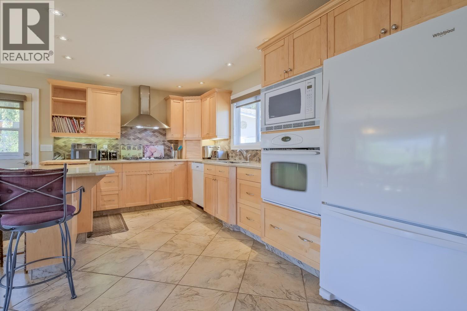 709 Bartlett Drive Property Photo 14