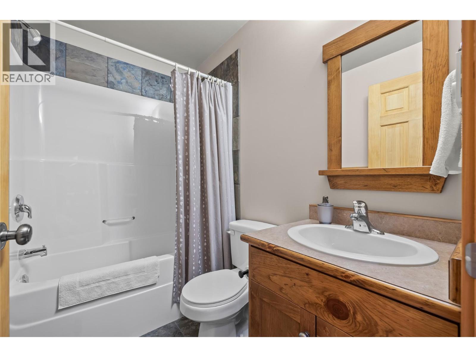 360 Whitehorse Lane Unit# 14 Property Photo 33