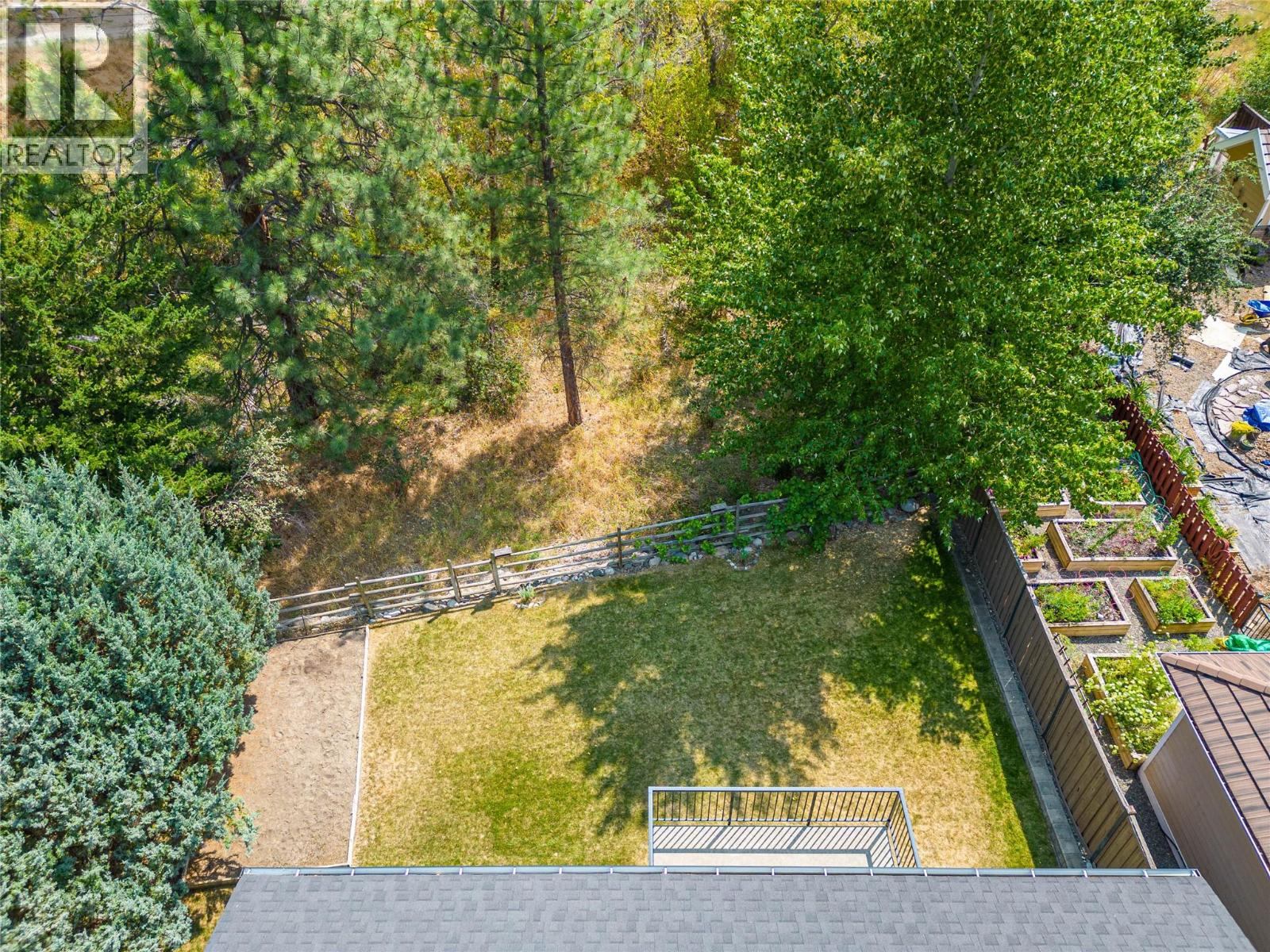 8901 Grizzly Crescent Property Photo 3