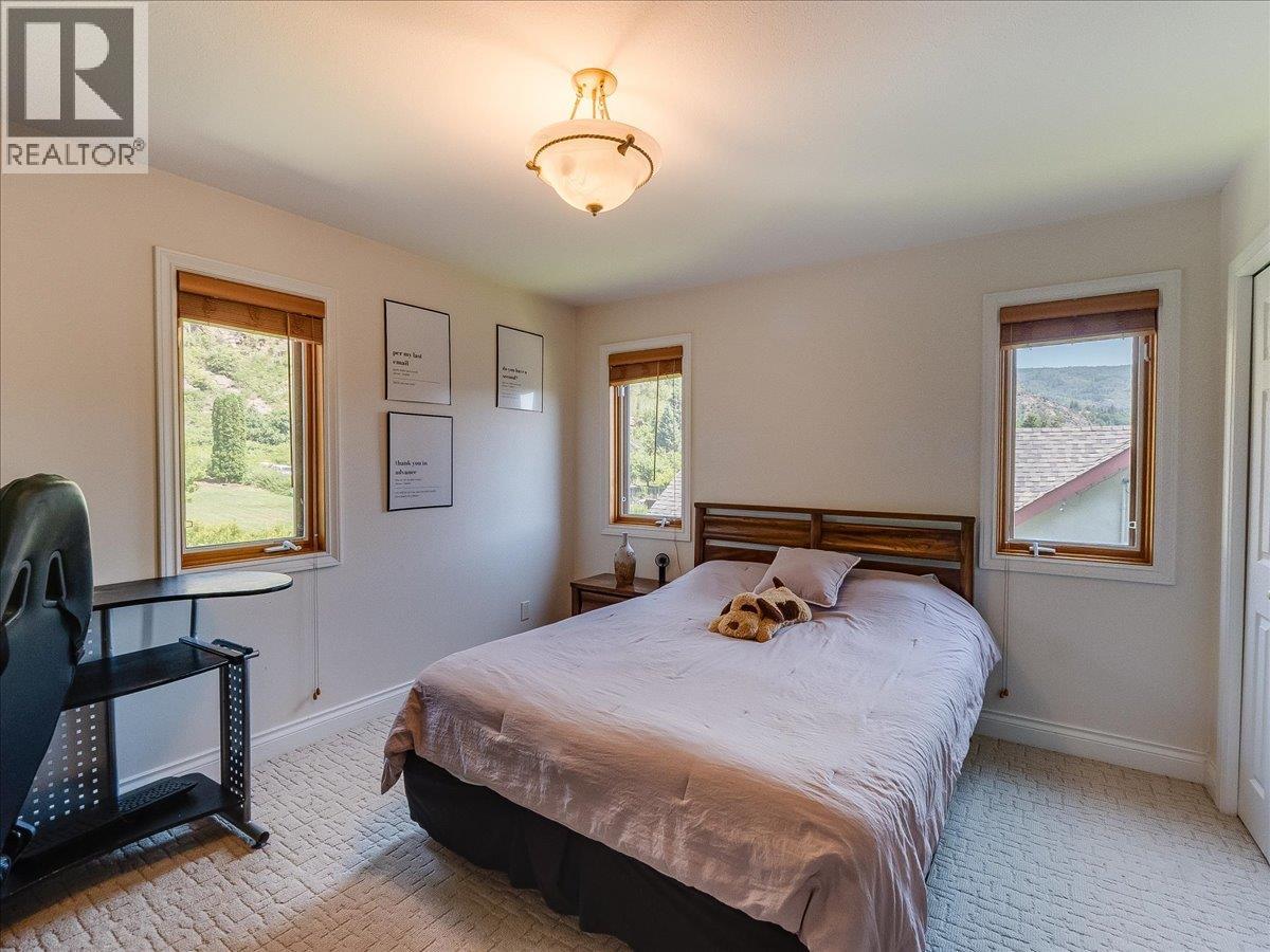 3441 Laburnum Drive Property Photo 28