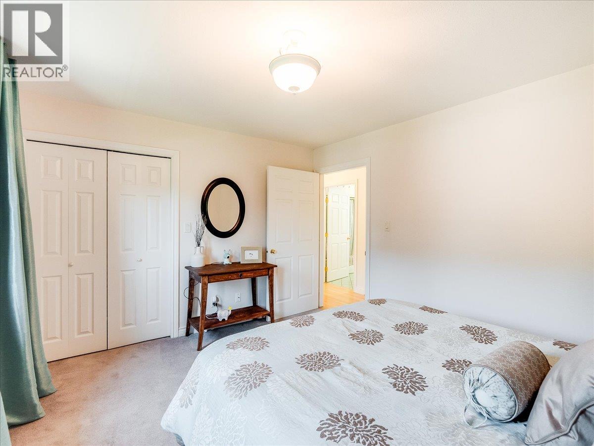 3441 Laburnum Drive Property Photo 32