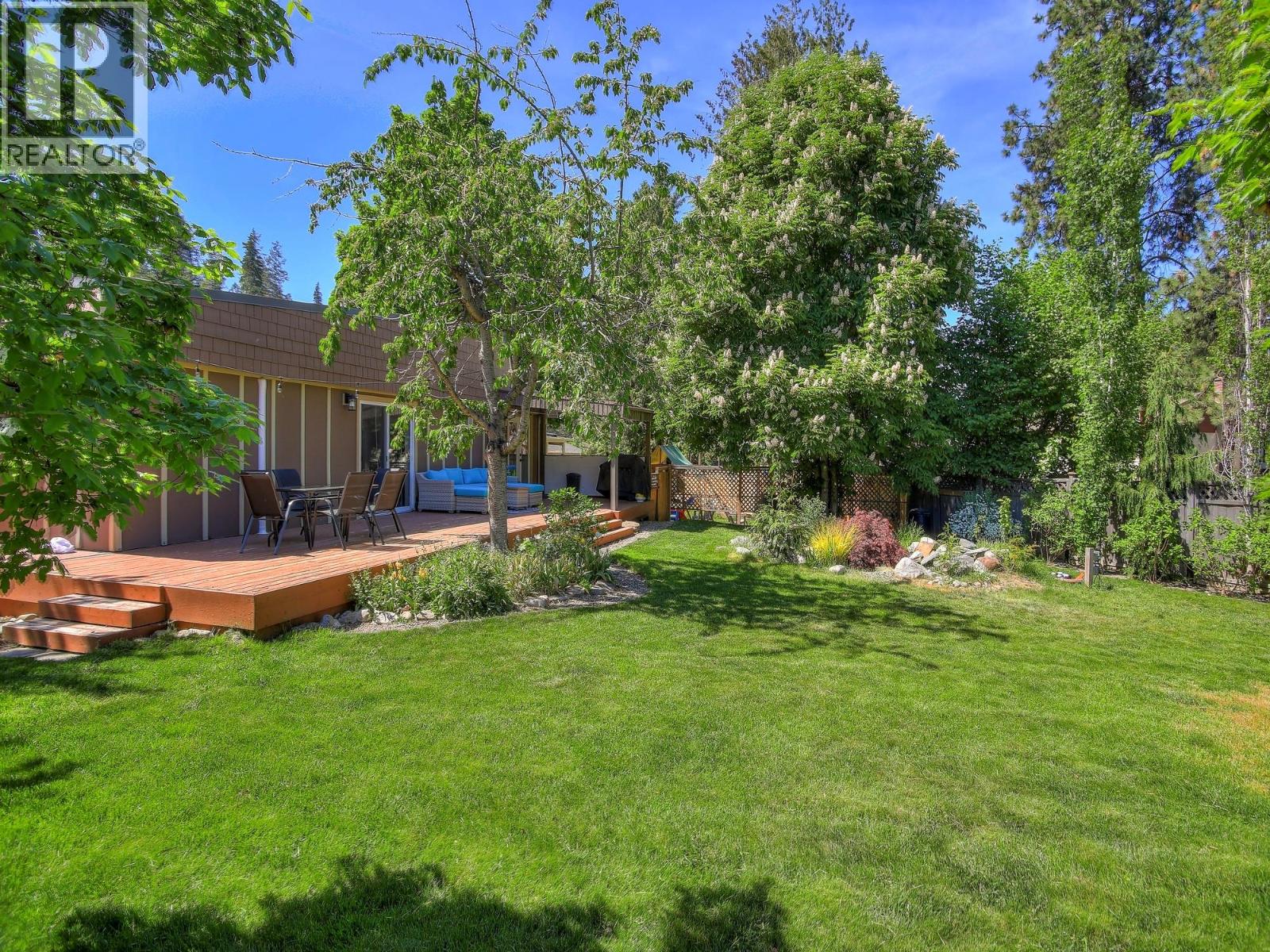 812 Paret Road Property Photo 3