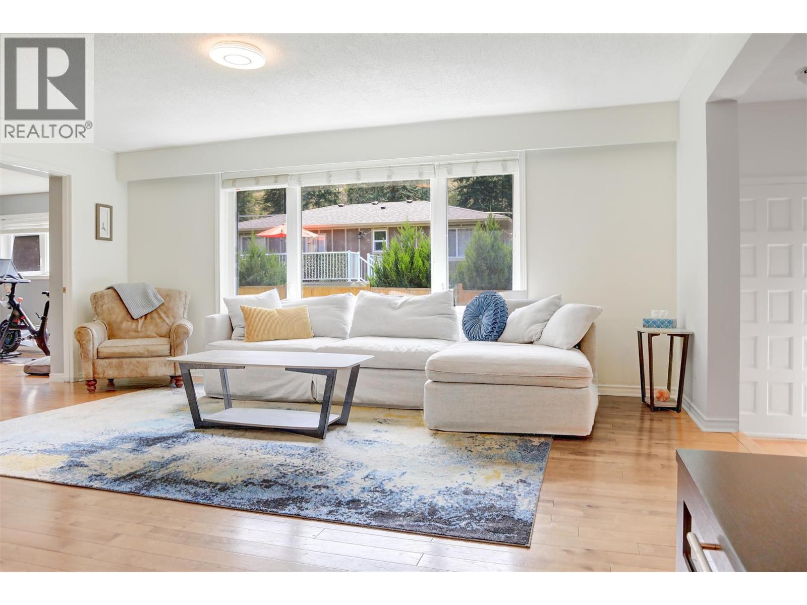 812 Paret Road Property Photo 15