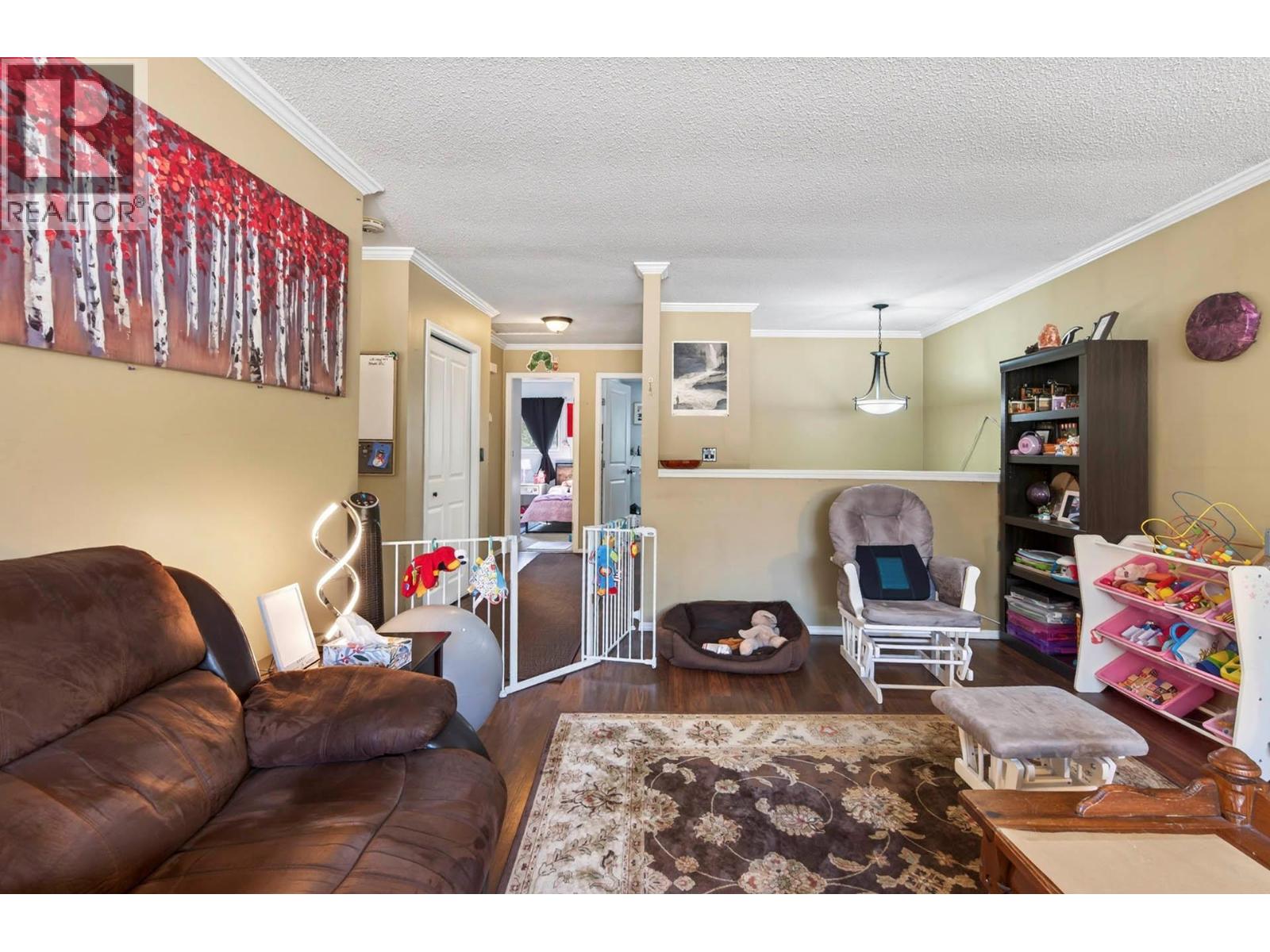 509 Clearwater Valley Road Property Photo 12