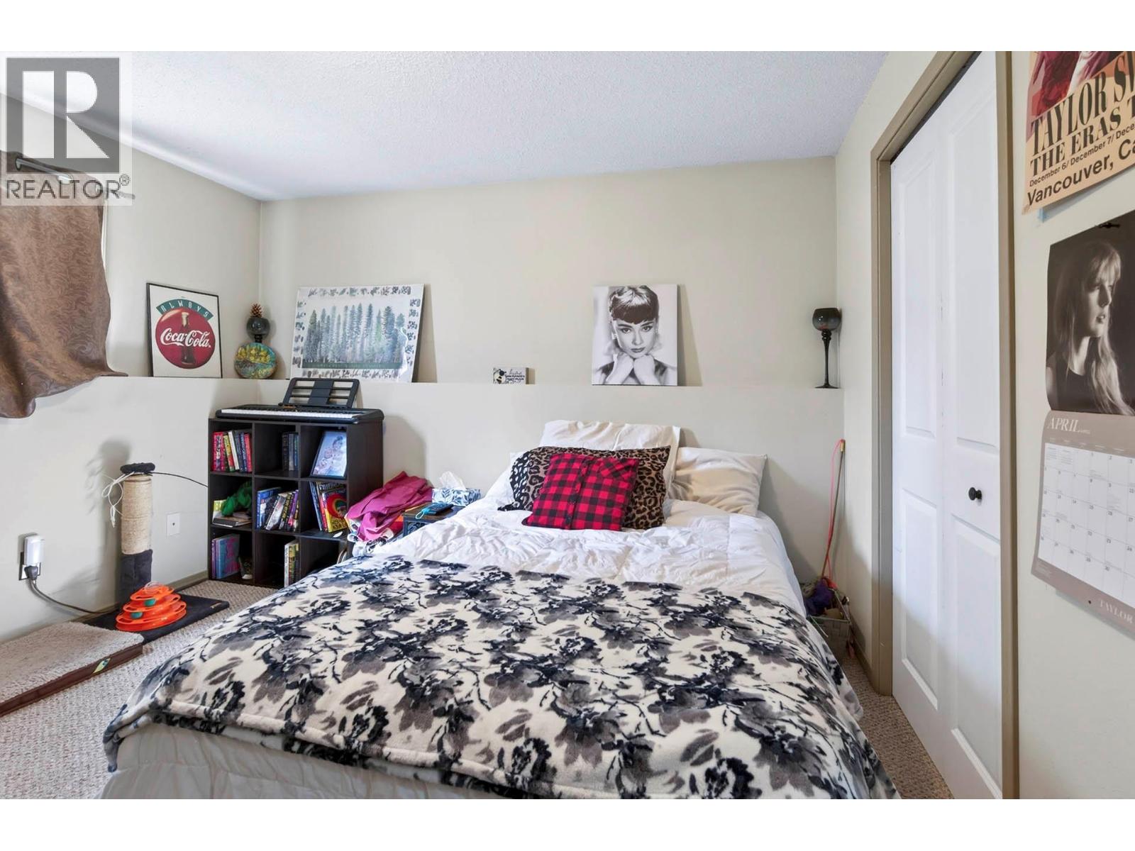 509 Clearwater Valley Road Property Photo 23