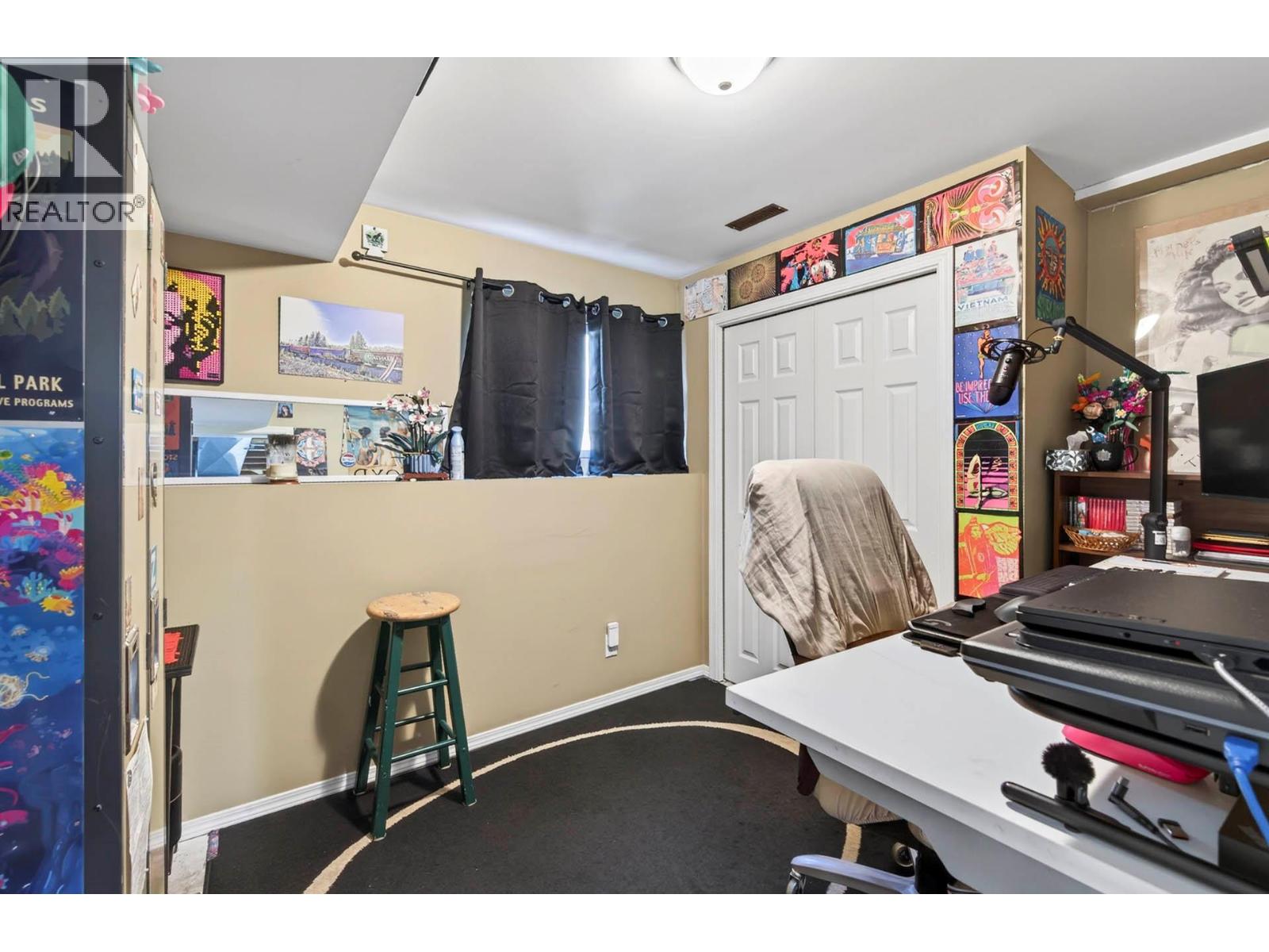 509 Clearwater Valley Road Property Photo 25