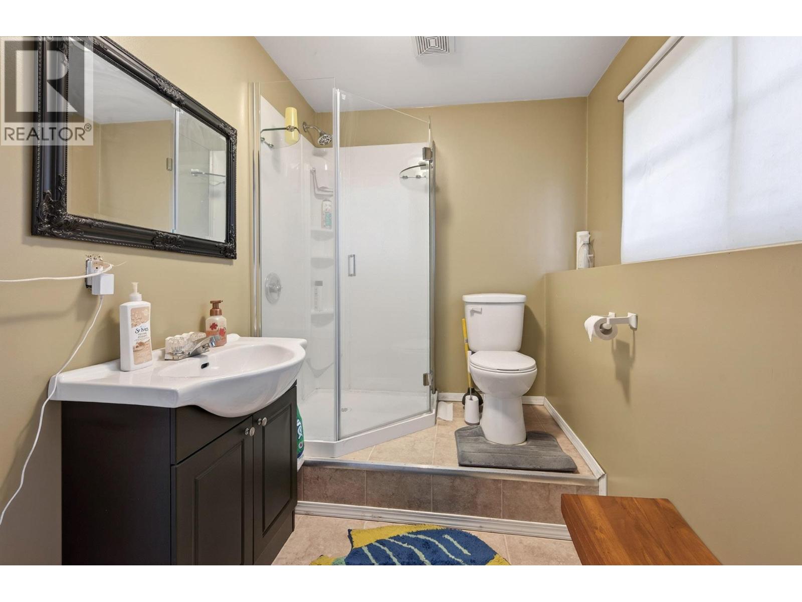 509 Clearwater Valley Road Property Photo 27