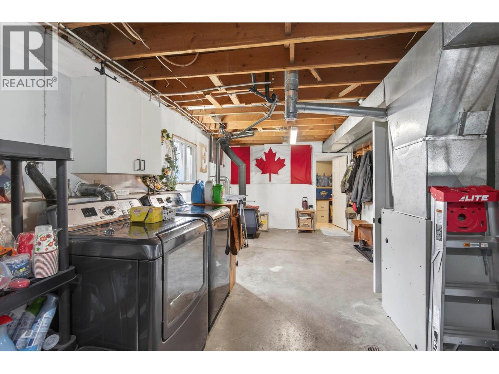 509 Clearwater Valley Road Property Photo 31