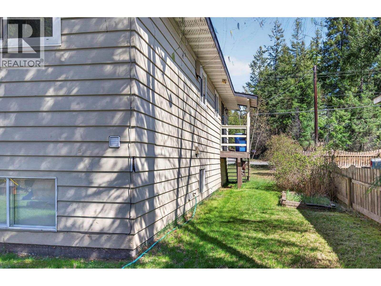 509 Clearwater Valley Road Property Photo 38