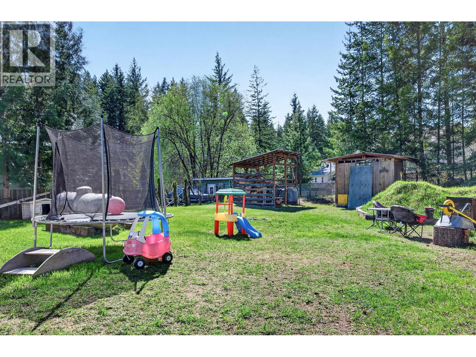 509 Clearwater Valley Road Property Photo 42