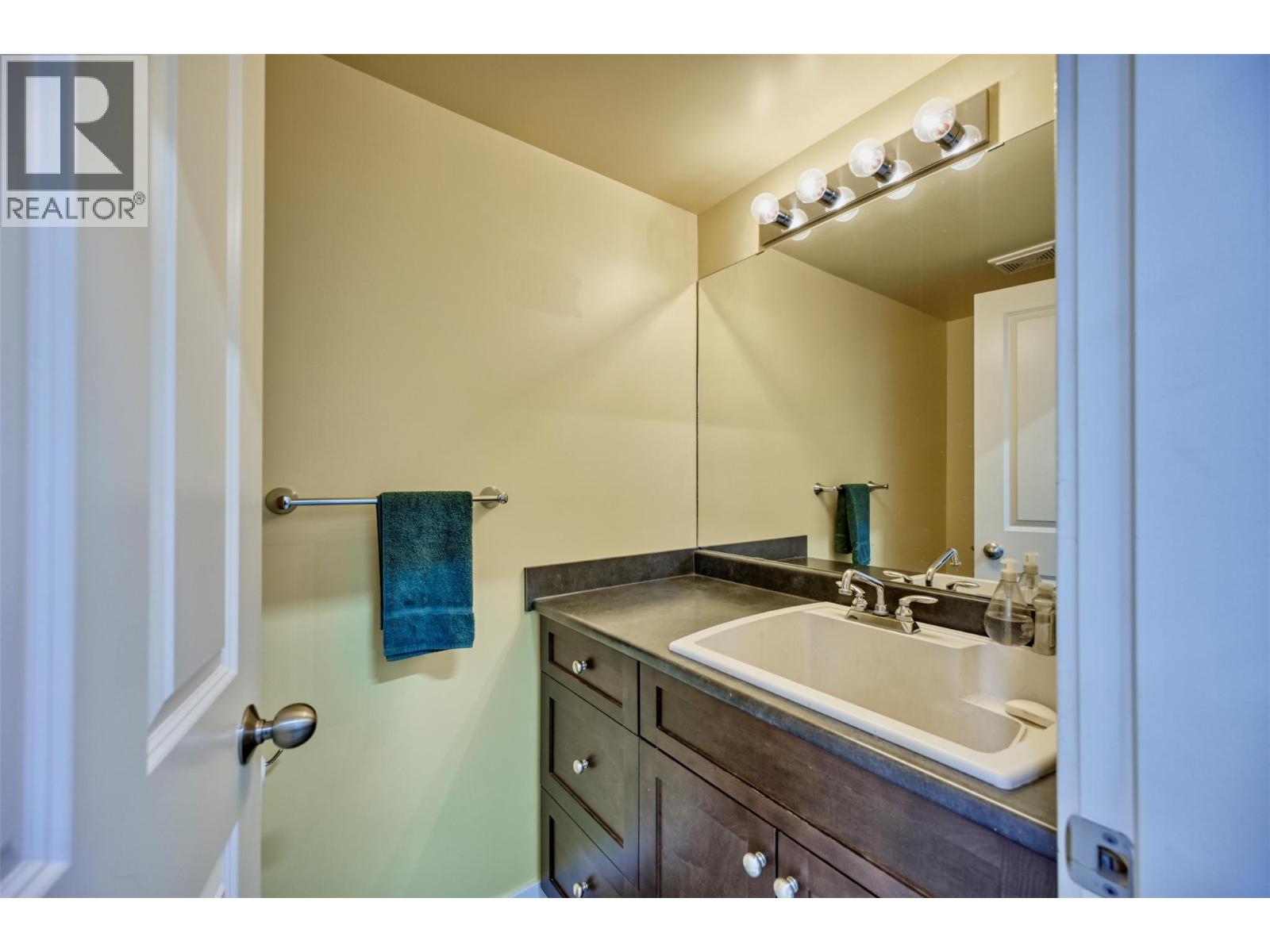 5803 Lakeshore Drive Unit# 10 Property Photo 11