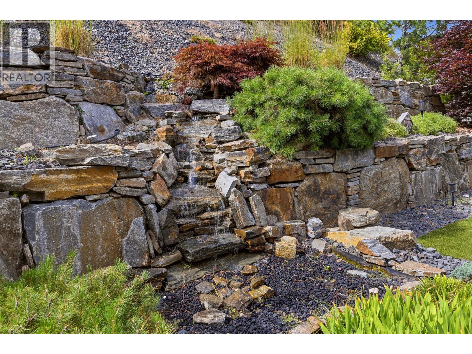 453 Lakepointe Drive Property Photo 48