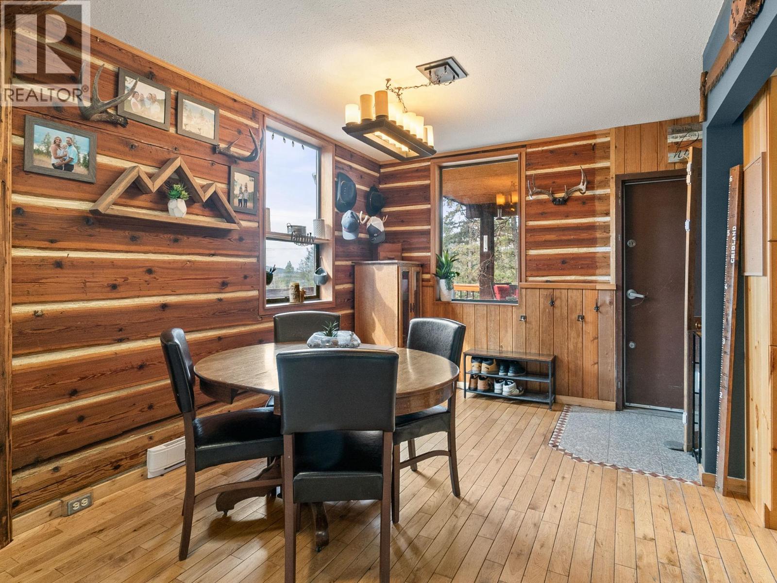 1809 Cardinal Creek Road Property Photo 6