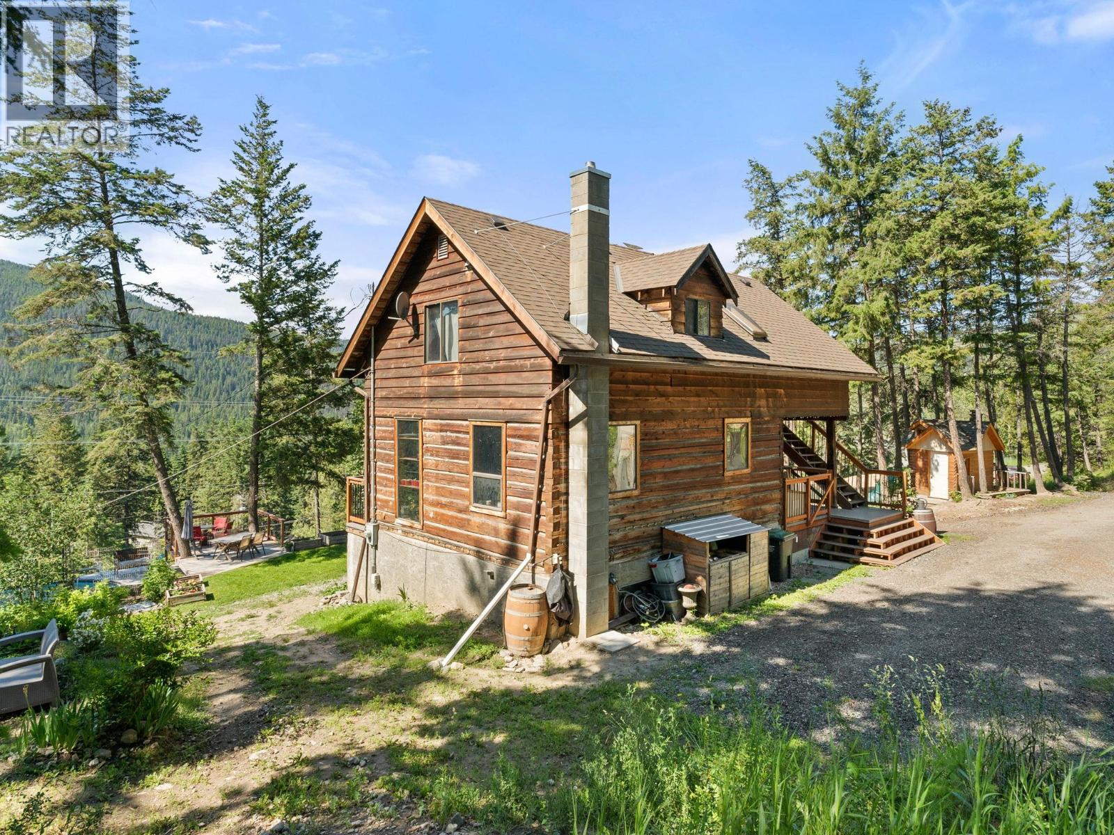 1809 Cardinal Creek Road Property Photo 33