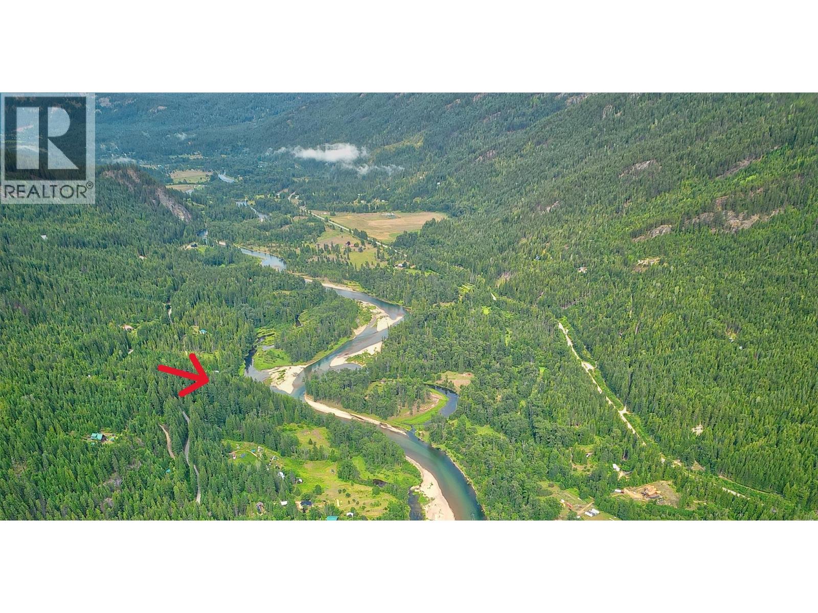 4774 Slocan River Road Property Photo 15