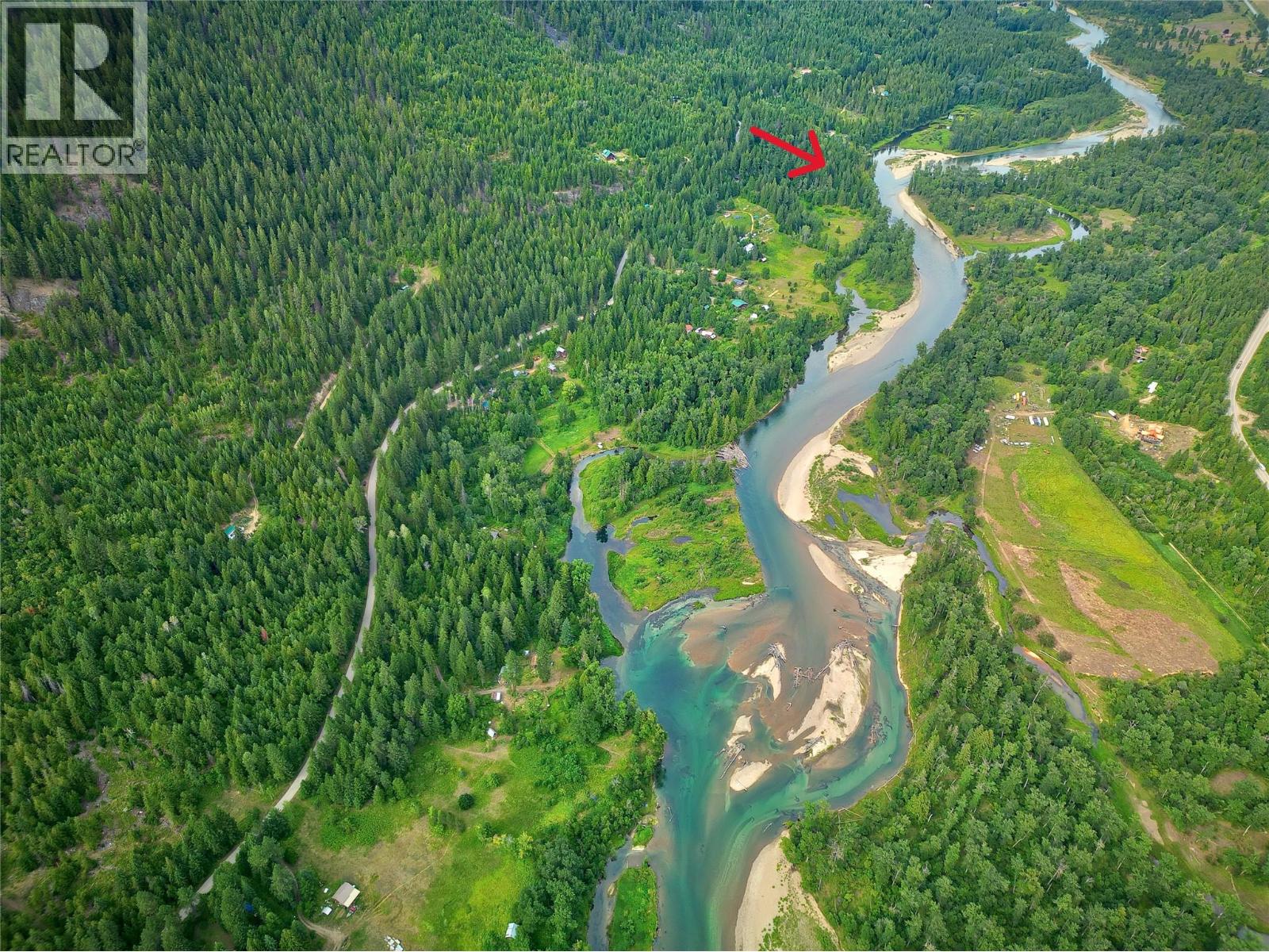 4774 Slocan River Road Property Photo 17