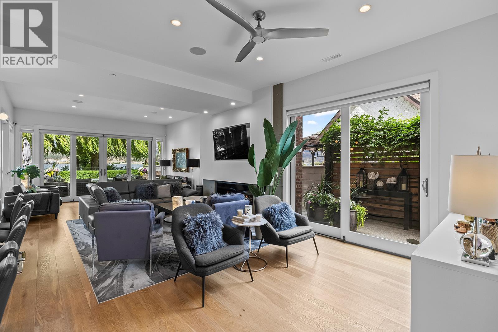 2248 Abbott Street Lot# Strata Lot Property Photo 14