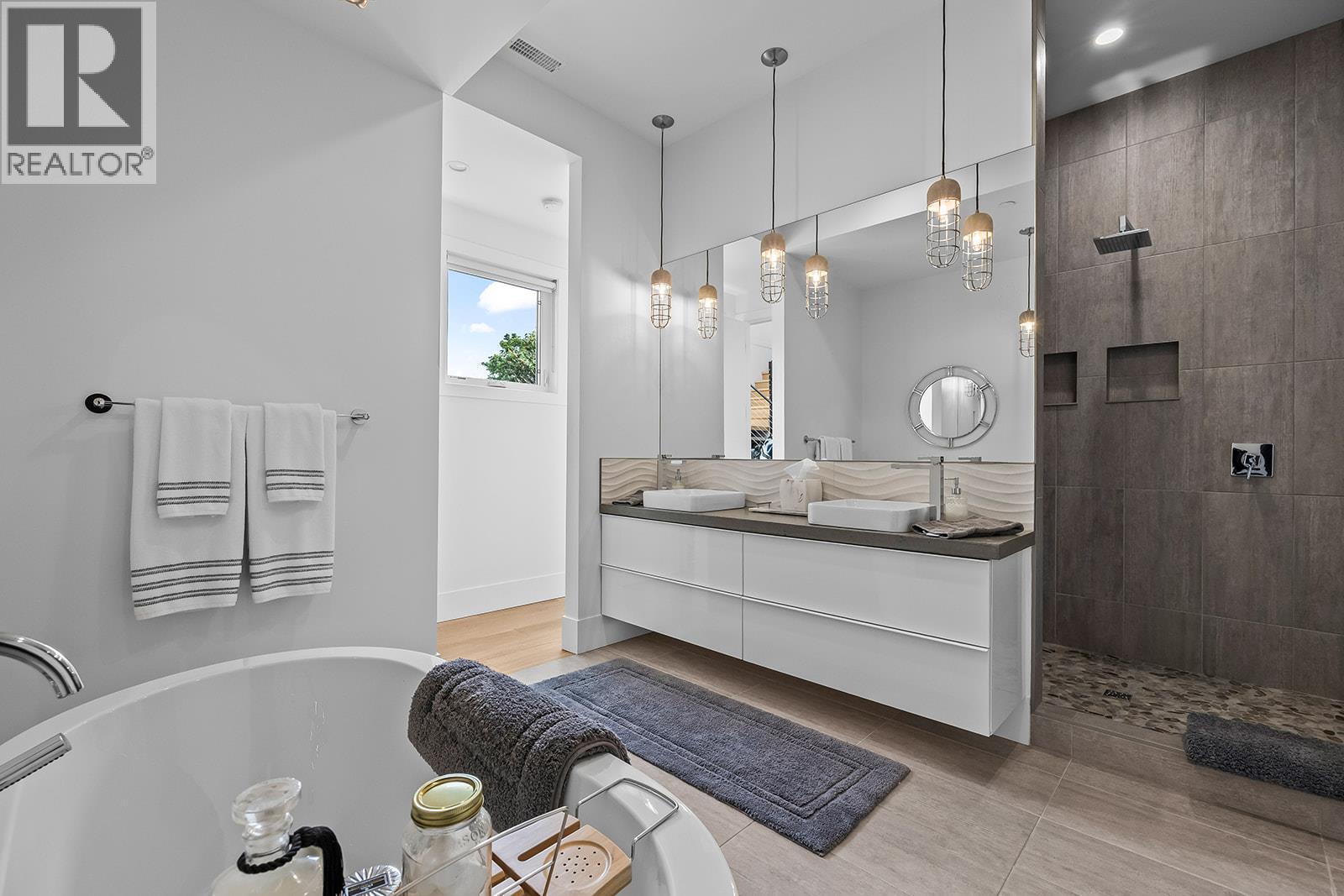 2248 Abbott Street Lot# Strata Lot Property Photo 21