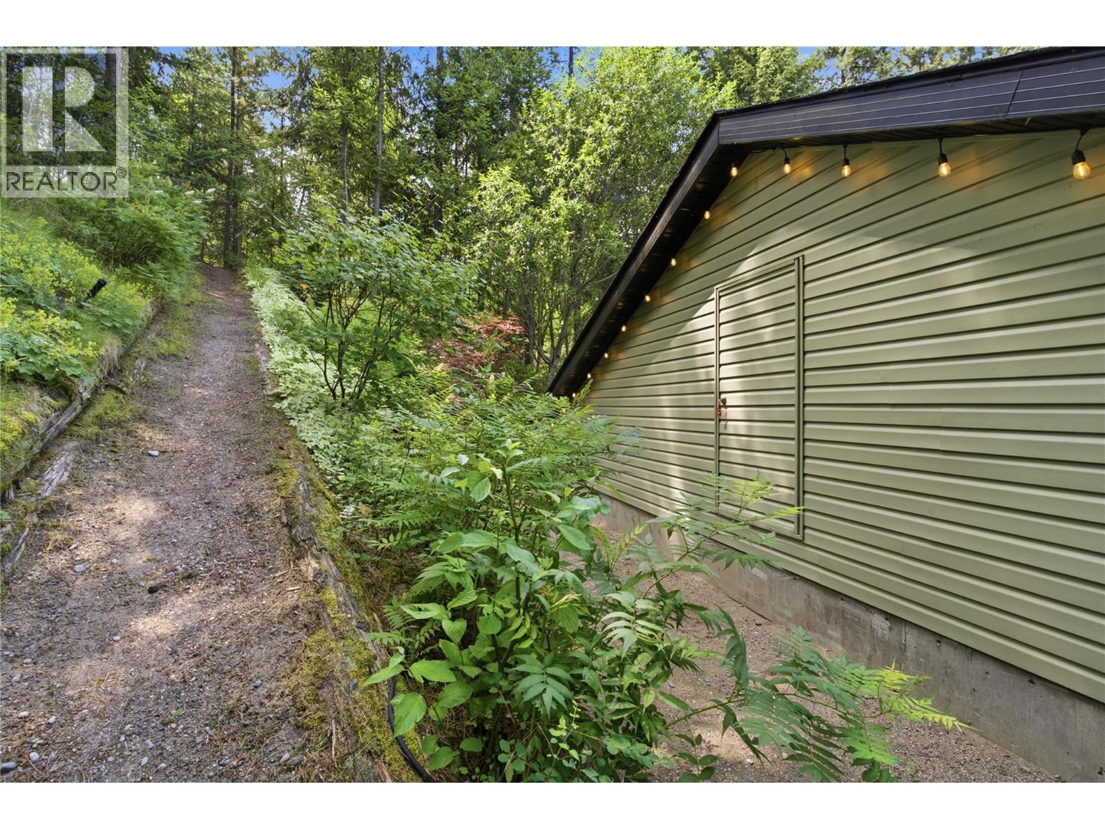 102 Sandner Road Property Photo 16