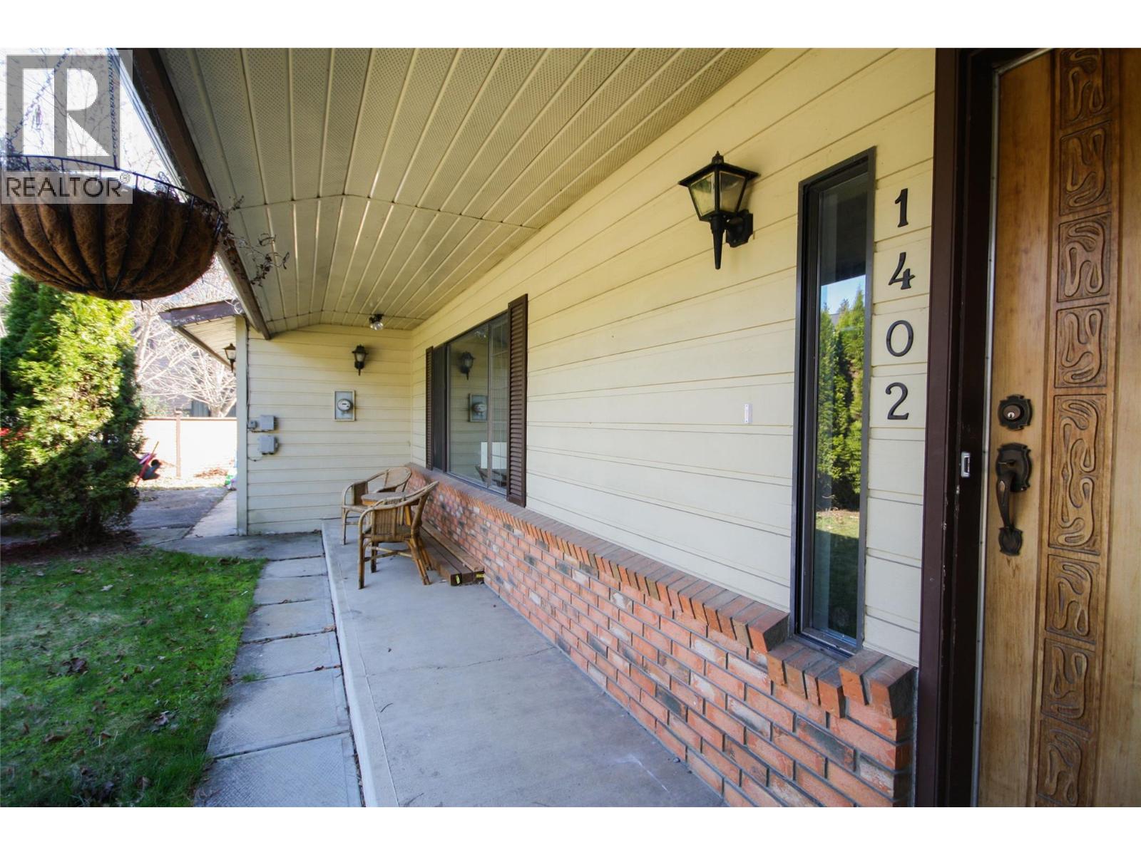 1402 Amhurst Road Property Photo 5