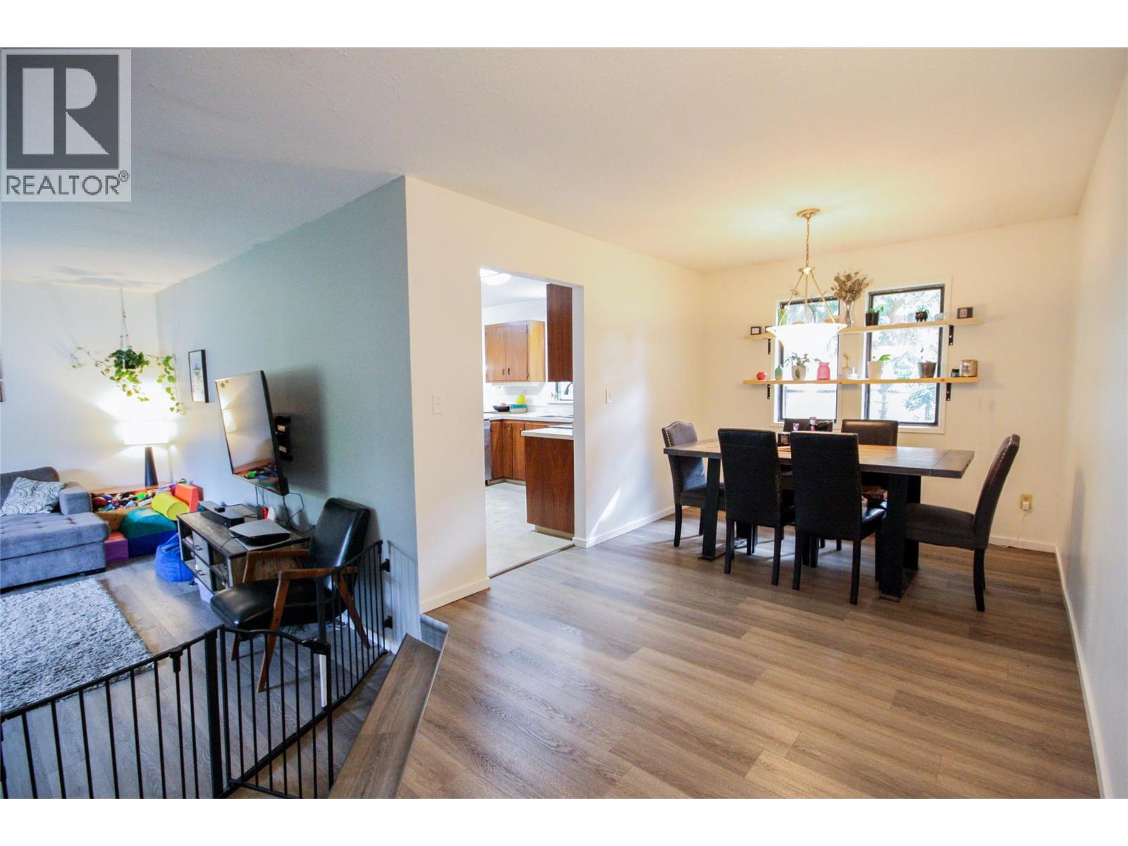 1402 Amhurst Road Property Photo 10