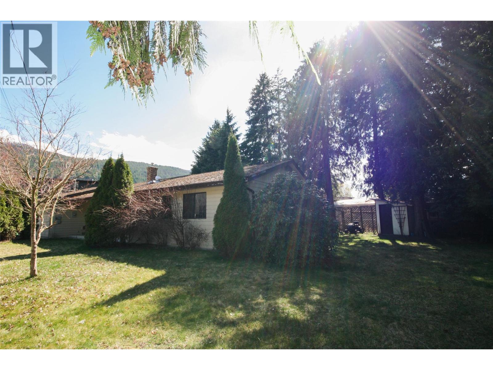 1402 Amhurst Road Property Photo 18
