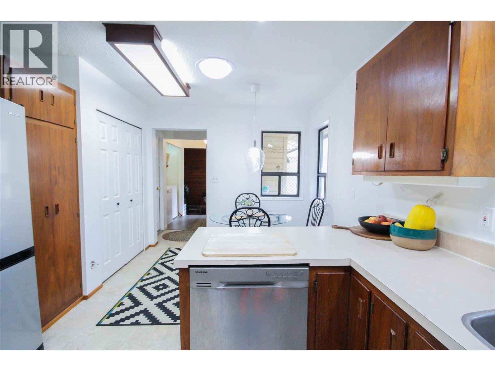 1402 Amhurst Road Property Photo 22