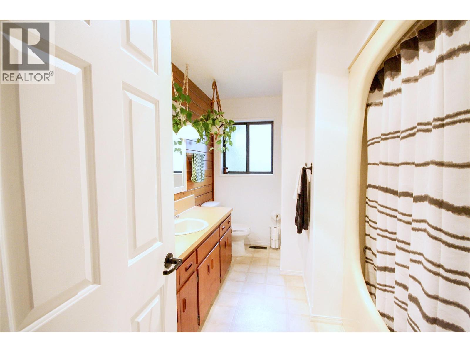 1402 Amhurst Road Property Photo 27