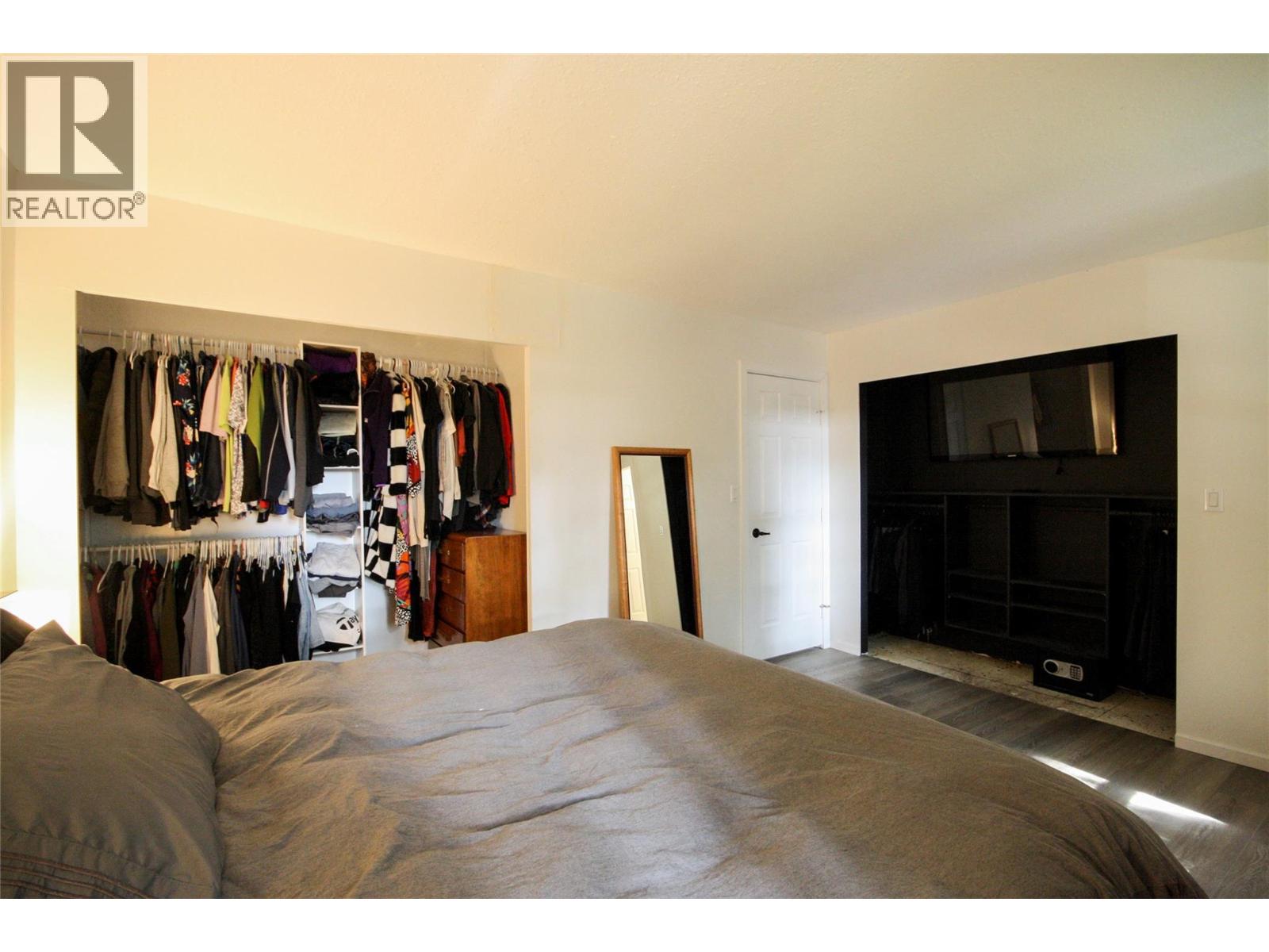 1402 Amhurst Road Property Photo 32