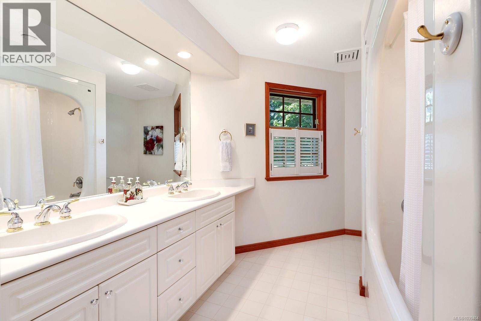 3331 Royal Vista Way Property Photo 47