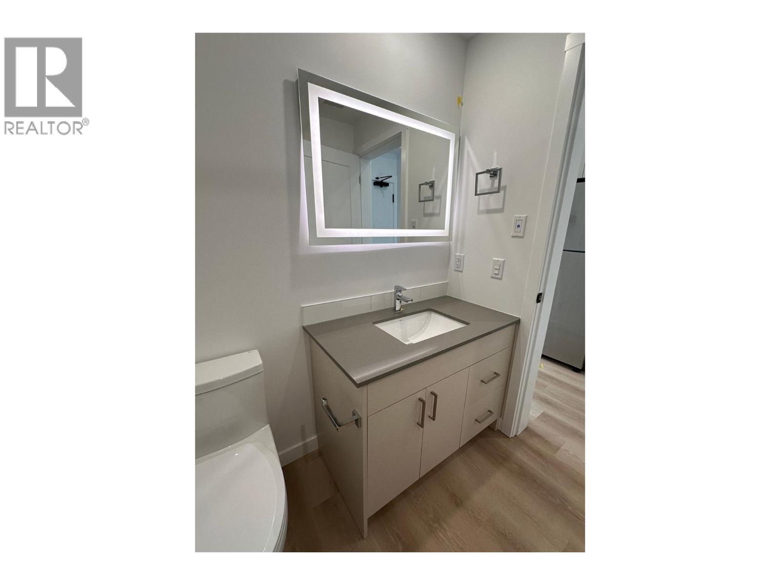 1274 Devonshire Avenue Unit# 443 Property Photo 8