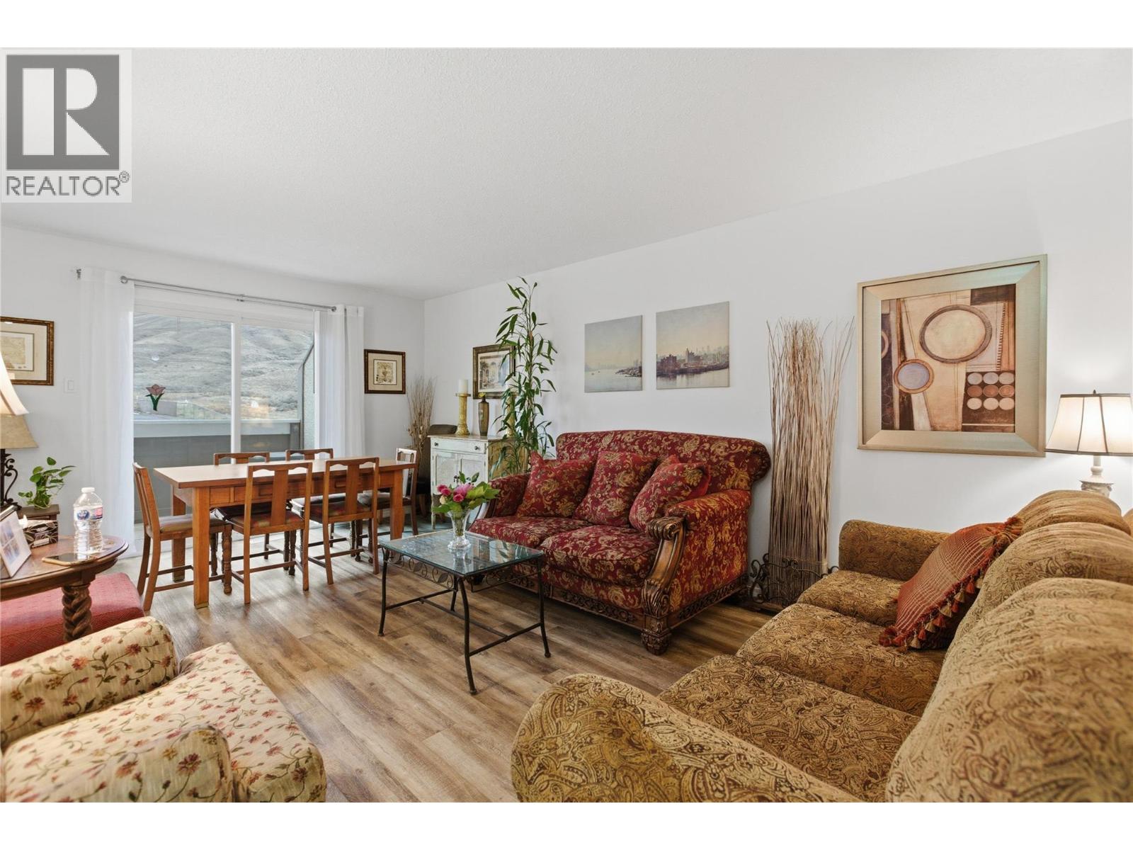 1582 Stage Road Property Photo 8