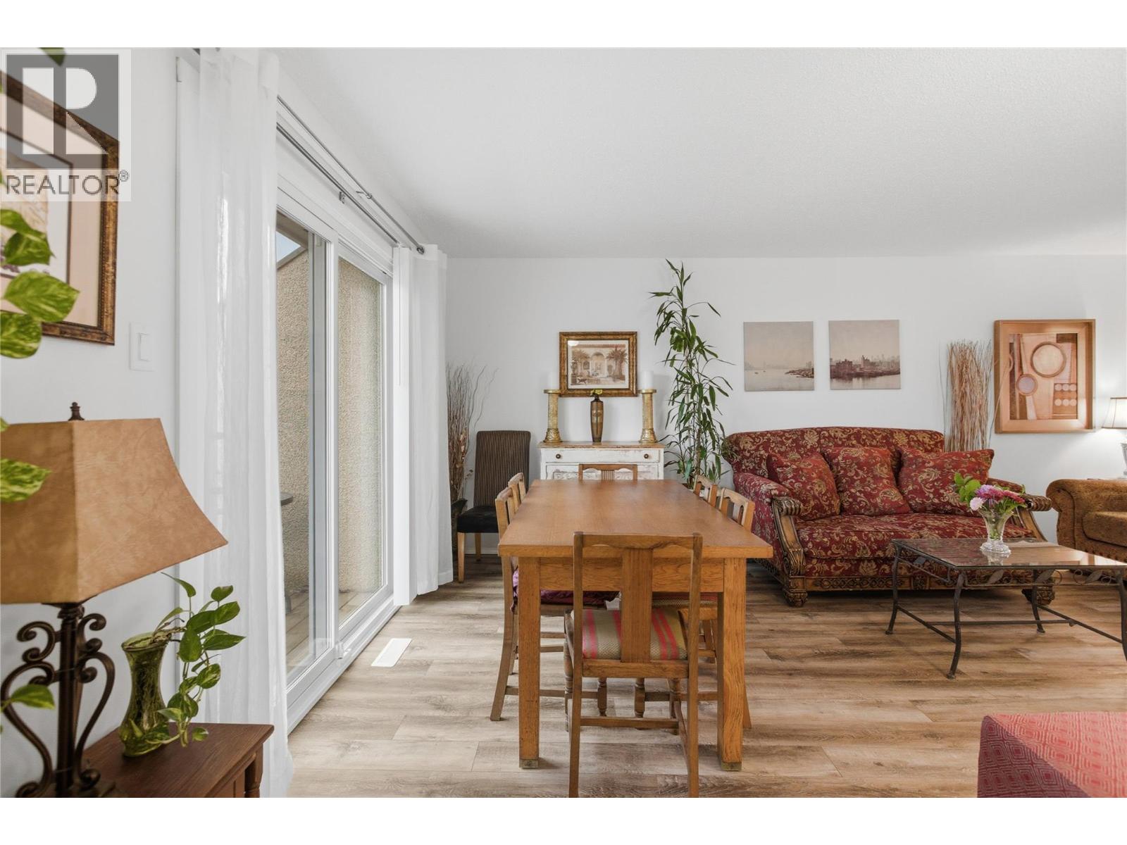 1582 Stage Road Property Photo 10