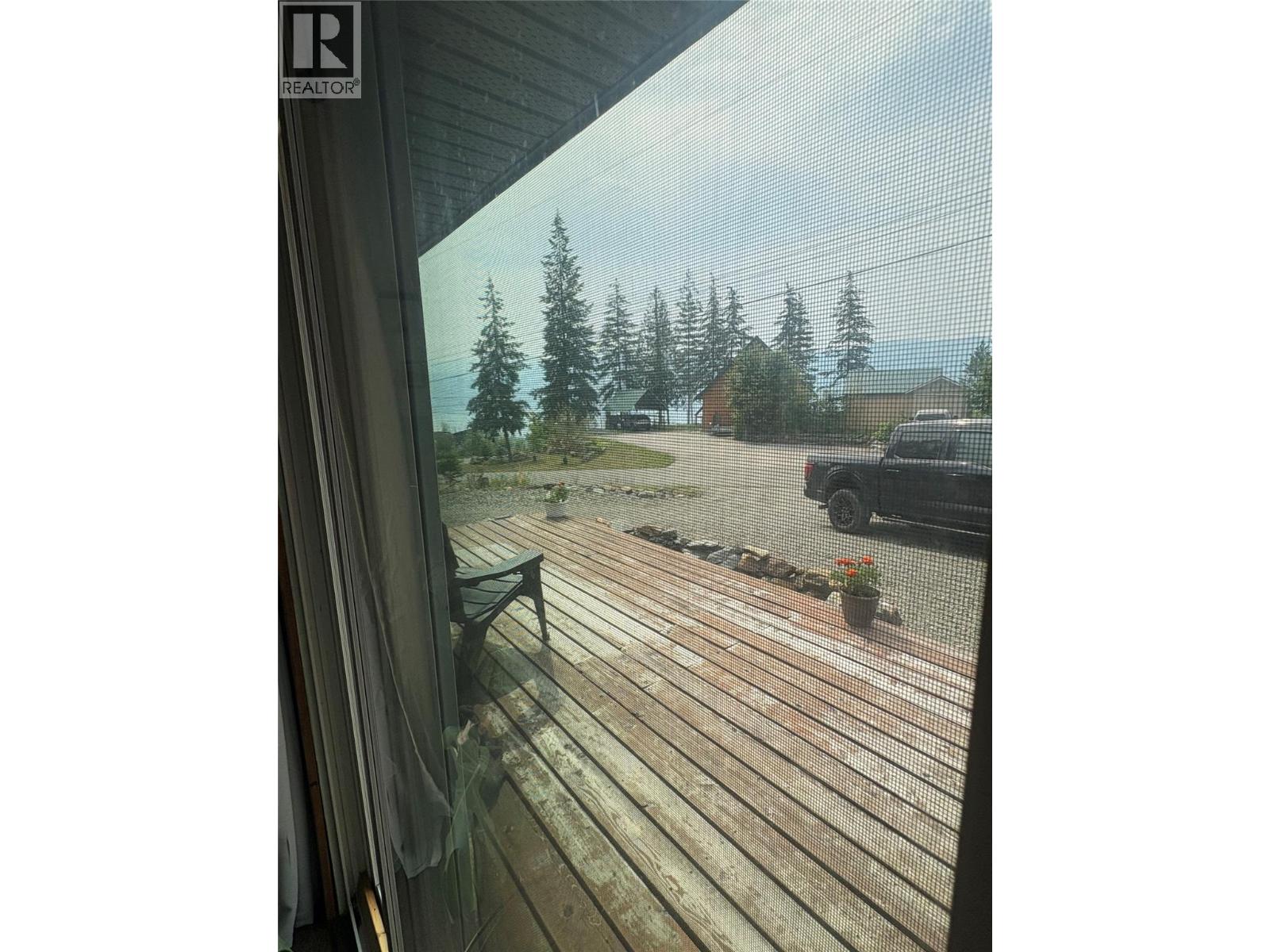 5195 Tallington Drive Property Photo 13