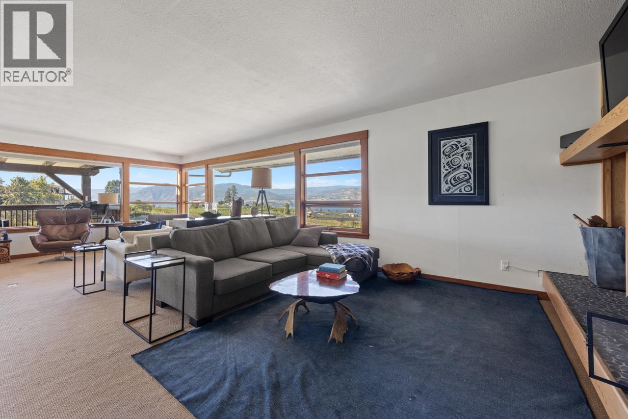 4320 Gulch Road Property Photo 8