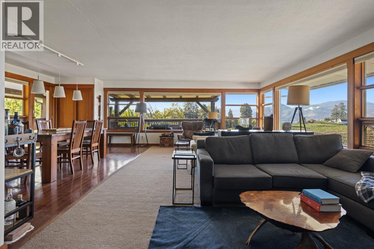 4320 Gulch Road Property Photo 10