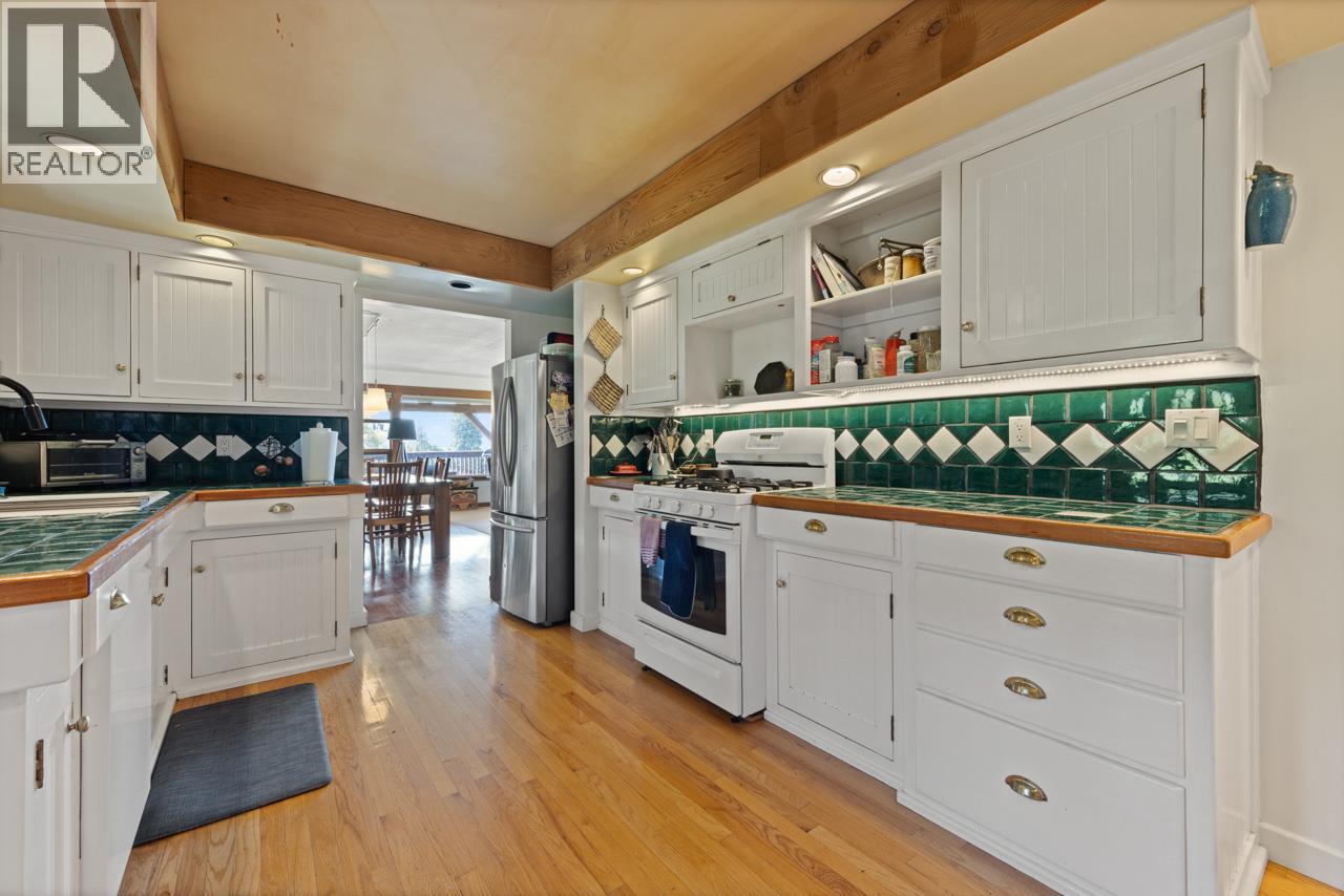 4320 Gulch Road Property Photo 14