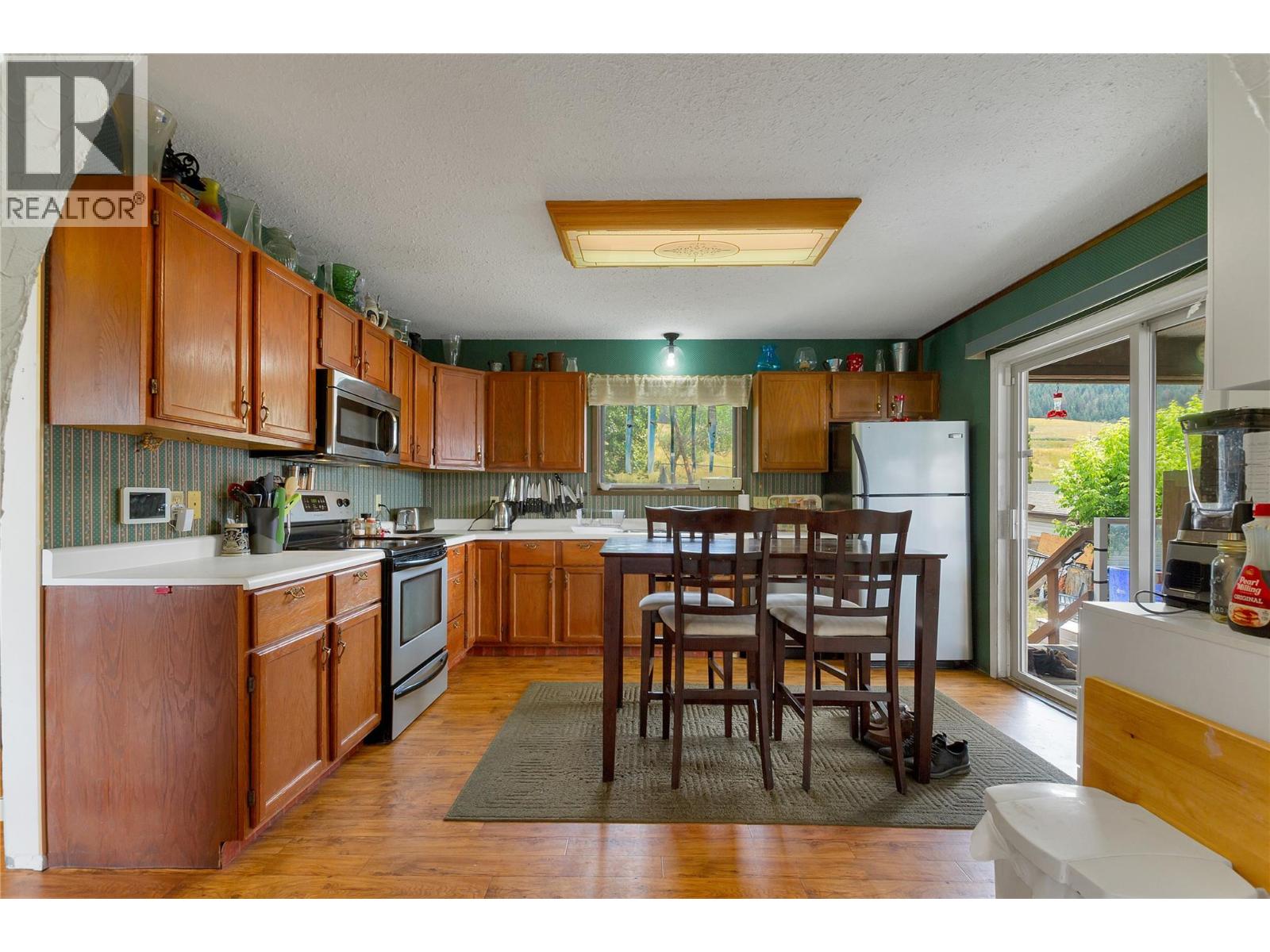 7096 Longacre Drive Property Photo 14